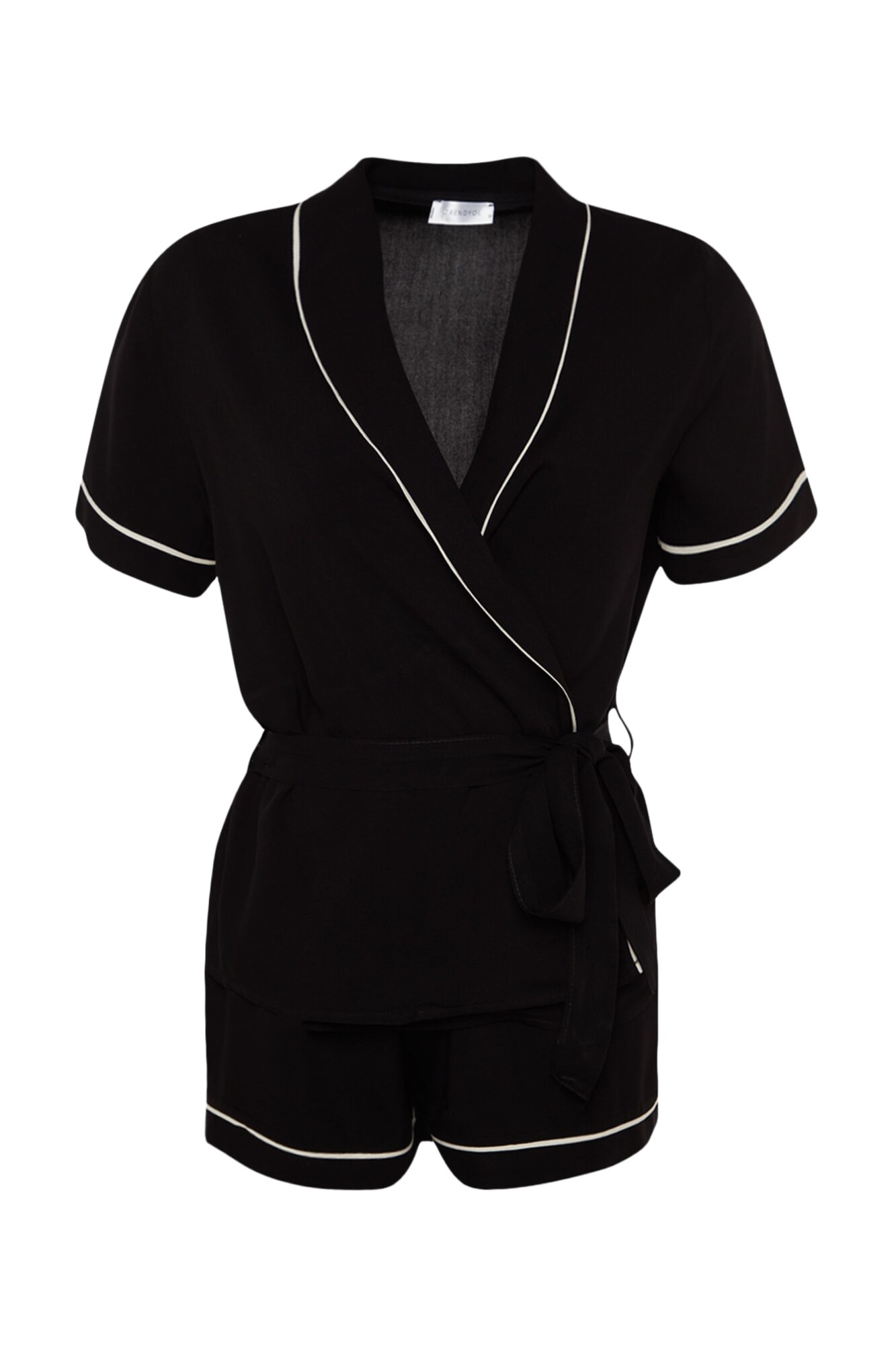 Trendyol Pantaloni scurți negru
