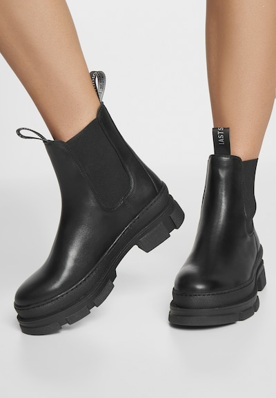 Gerdine Black Leather Boots