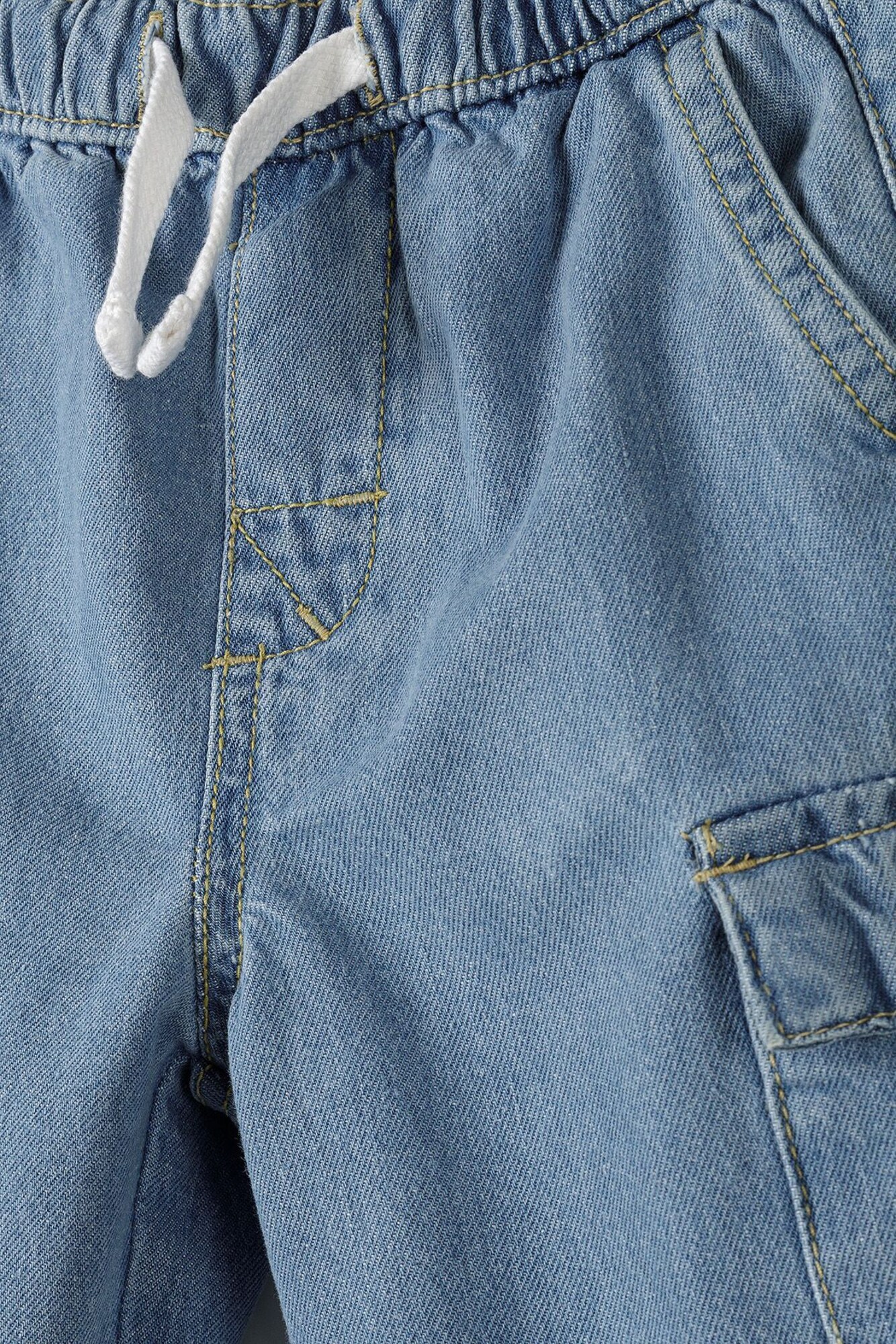 Thumbnail - Jeans