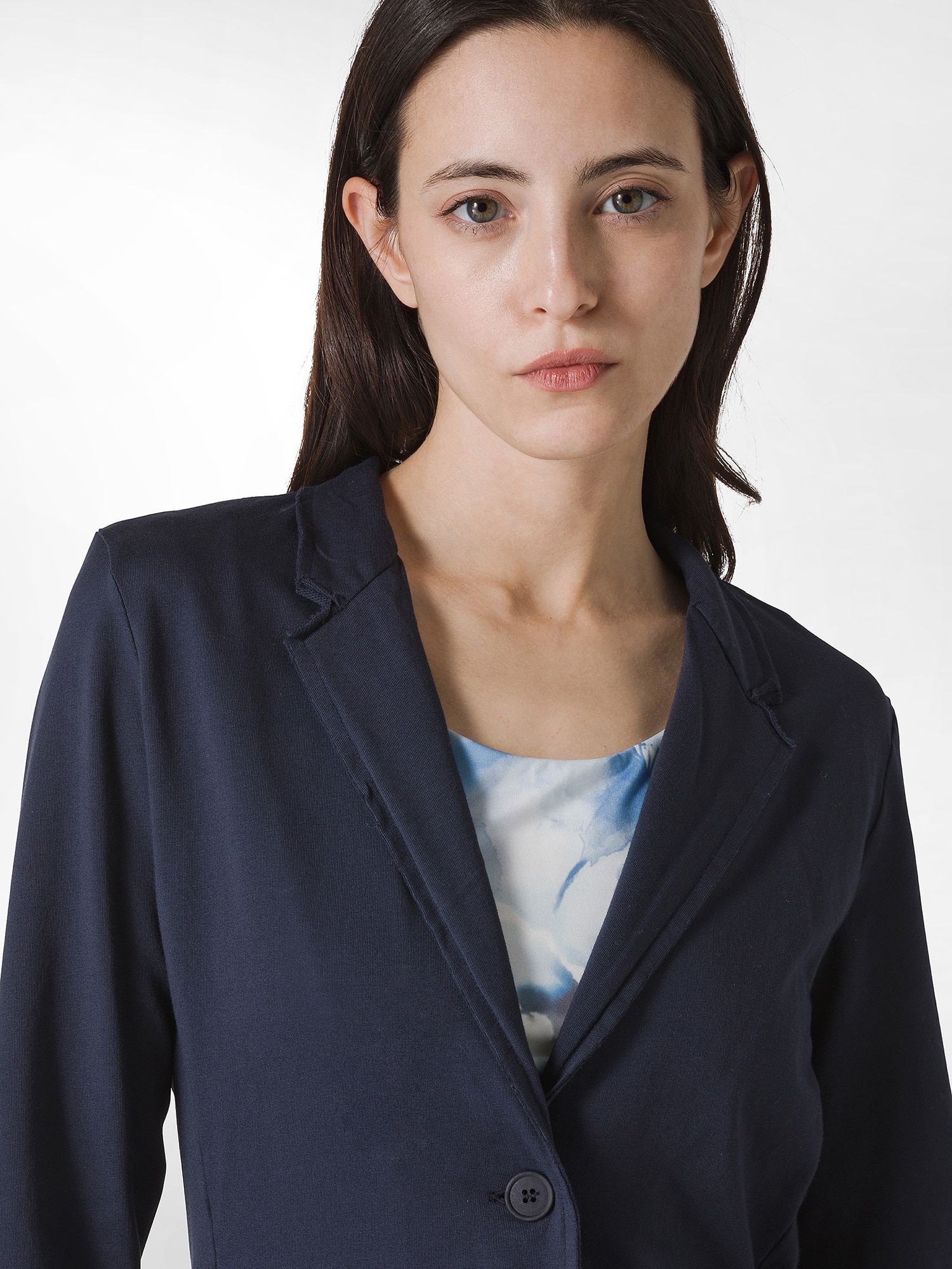 Thumbnail - DEHA Blazer