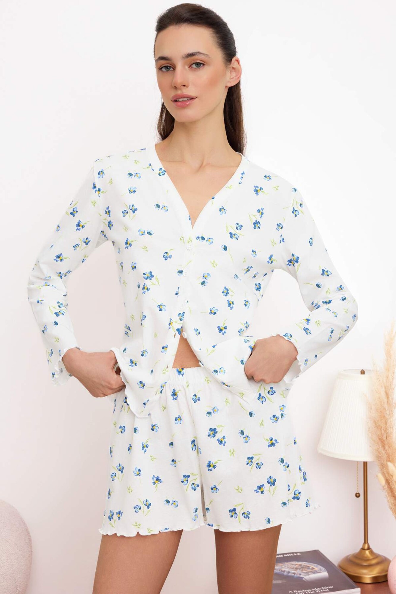 Trendyol Pantaloni scurți ecru / albastru / albastru pastel / verde