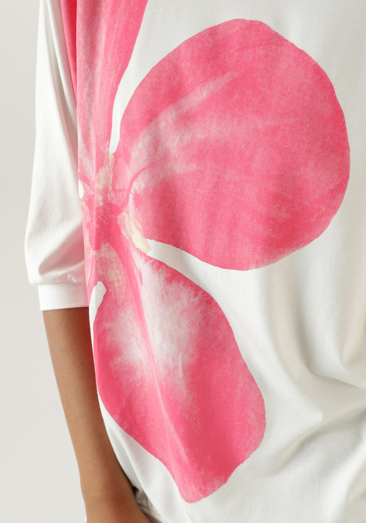 Thumbnail - Shirt