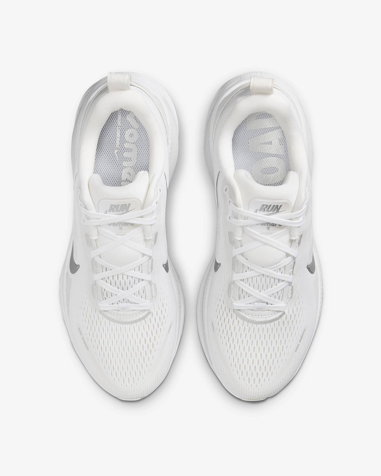 NIKE Zapatillas de running 'Vomero 18' gris / gris claro / offwhite – imagen 3