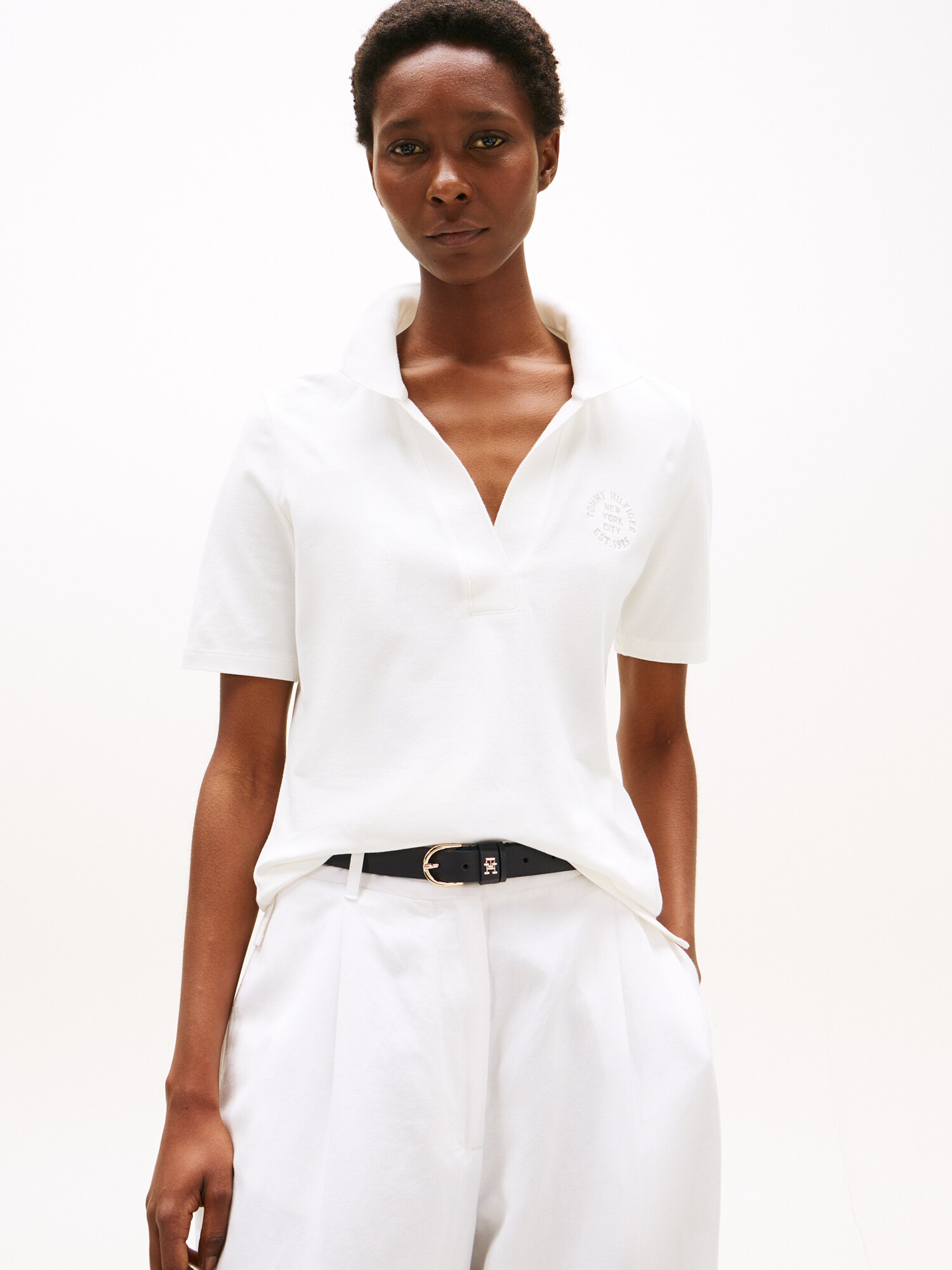 TOMMY HILFIGER Póló  ekrü termék 2. képe