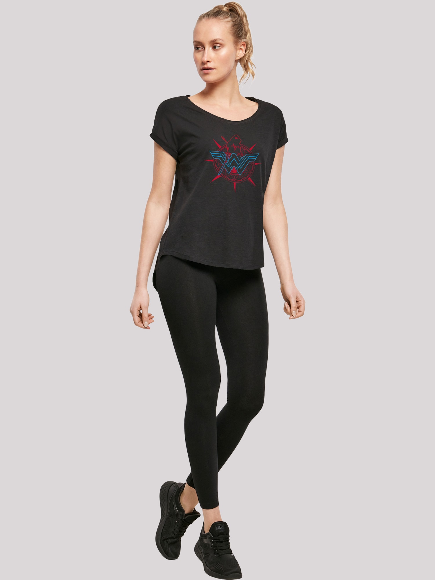 Thumbnail - T-Shirt 'DC Comics Wonder Woman Warrior Shield'