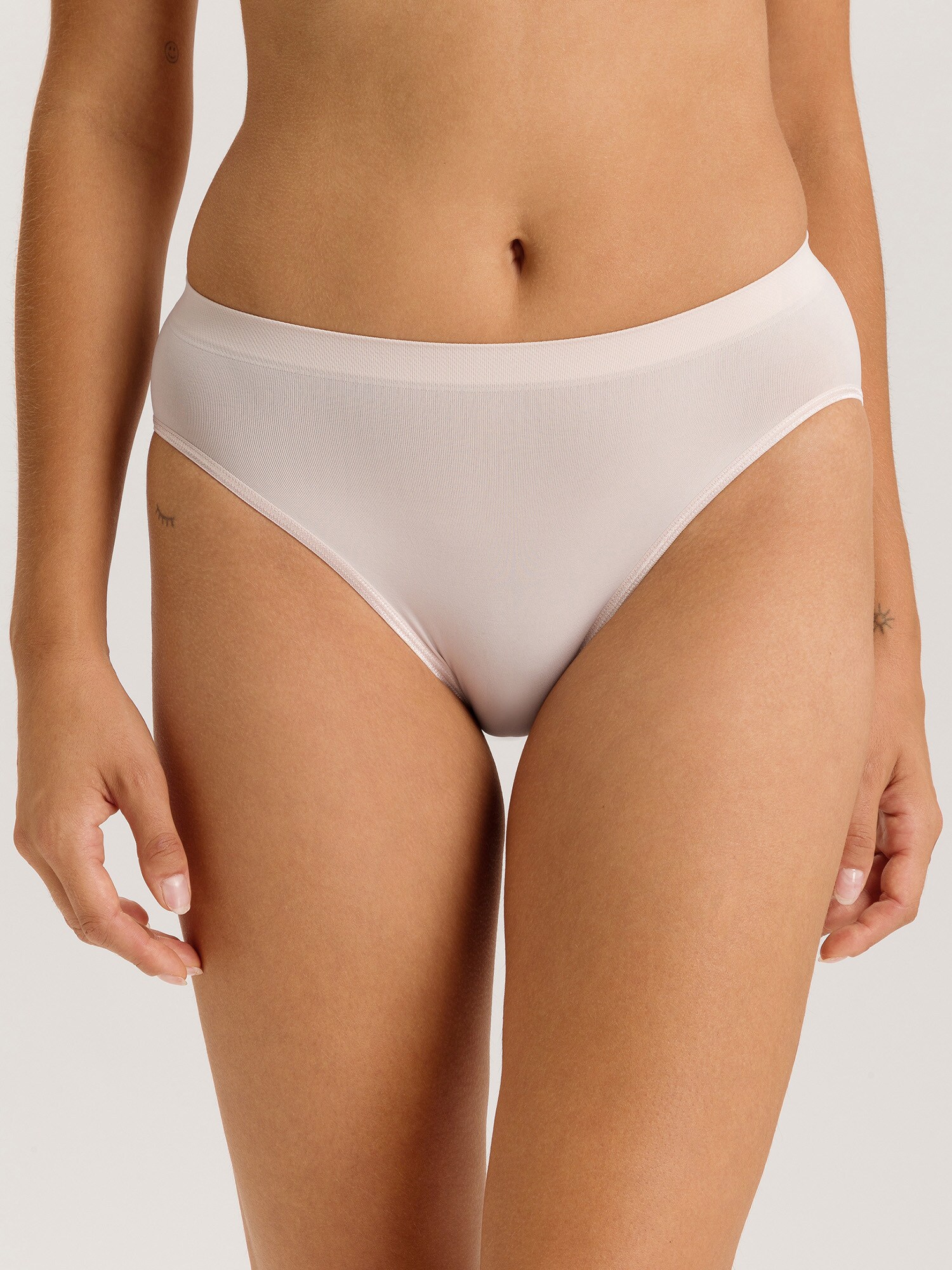 Thumbnail - Hanro Midi Slip  Touch Feeling