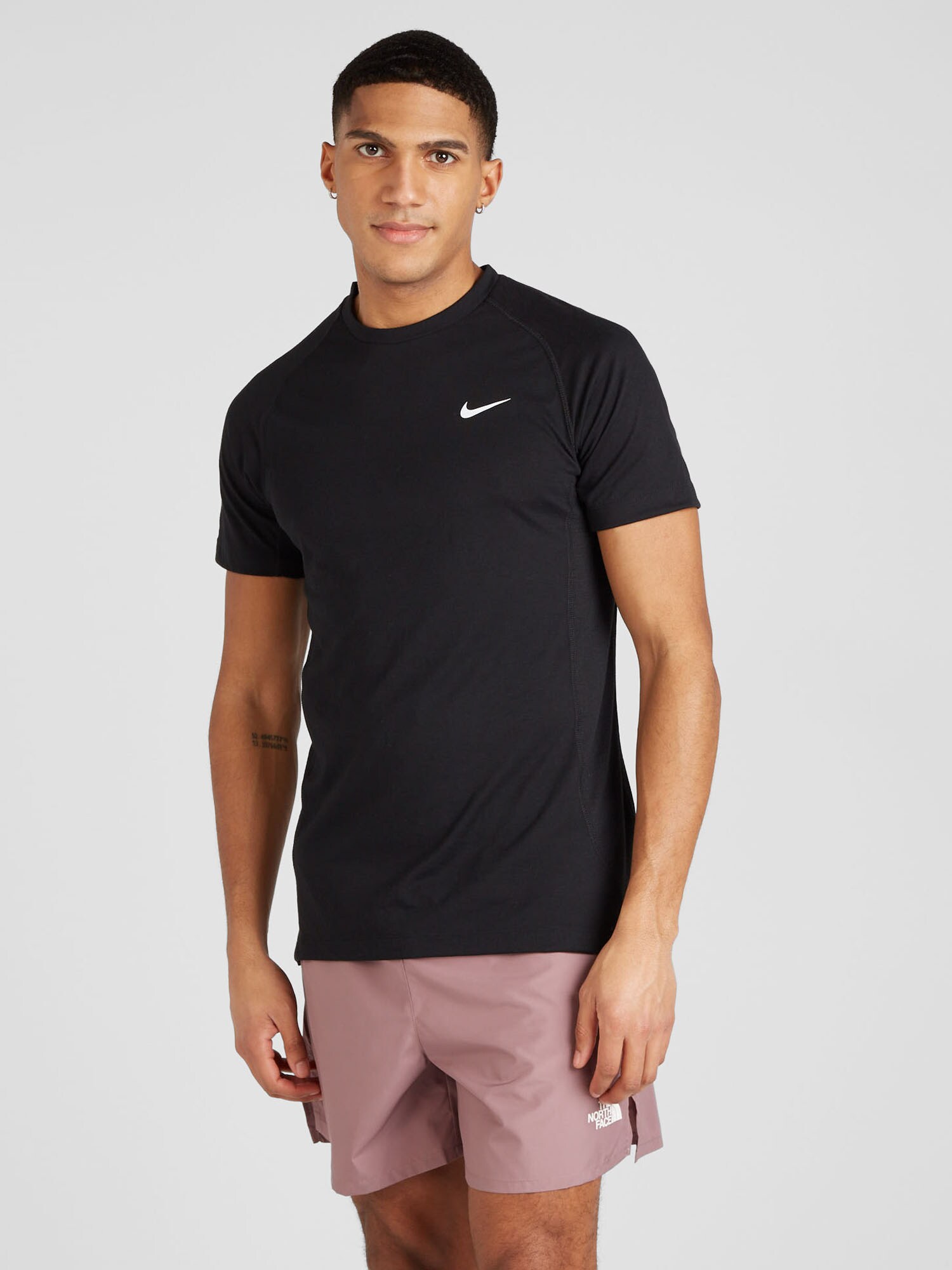 NIKE Funkcionális felső 'Flex Rep'  fekete / fehér termék 2. képe