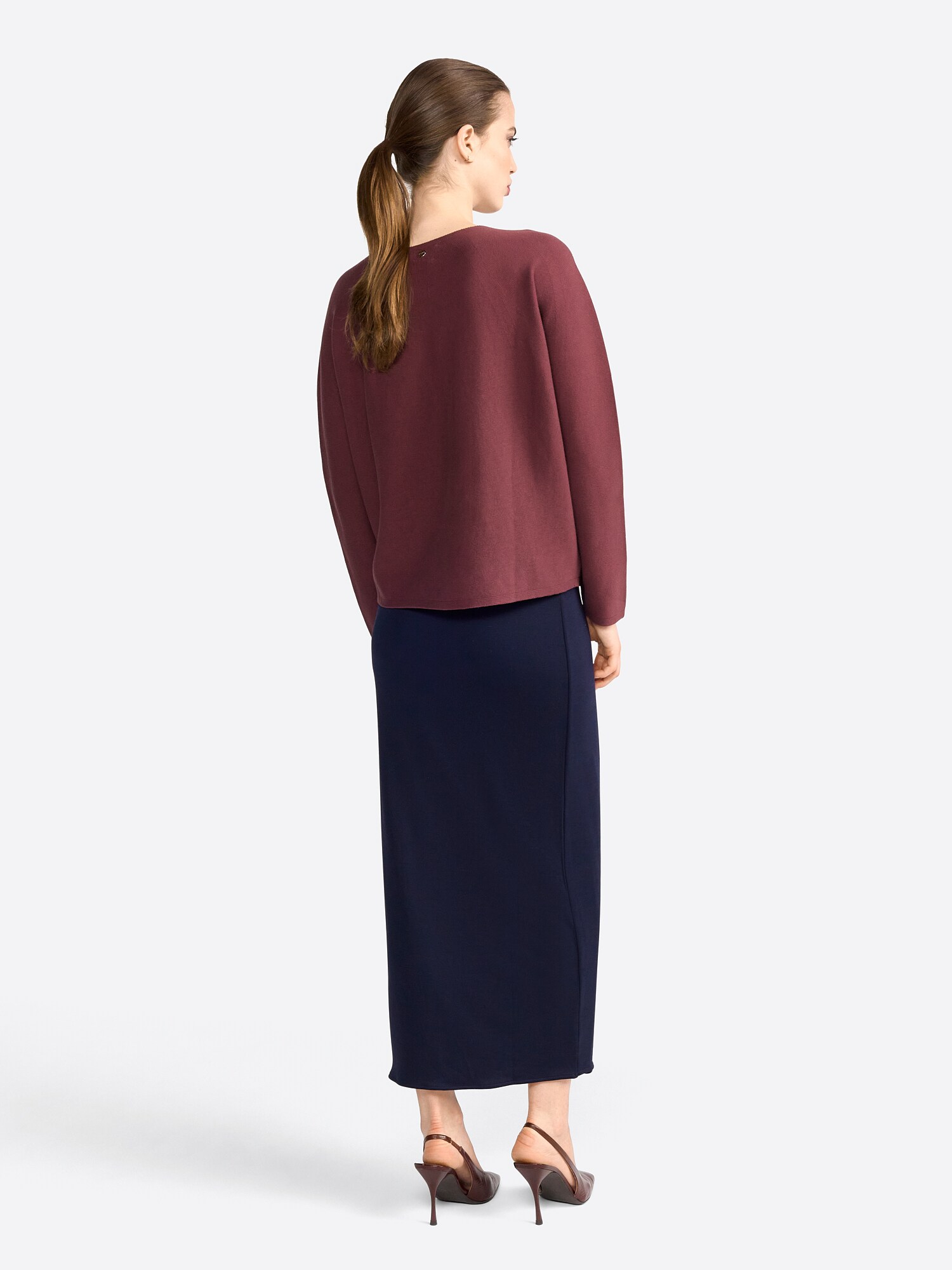Thumbnail - Pullover