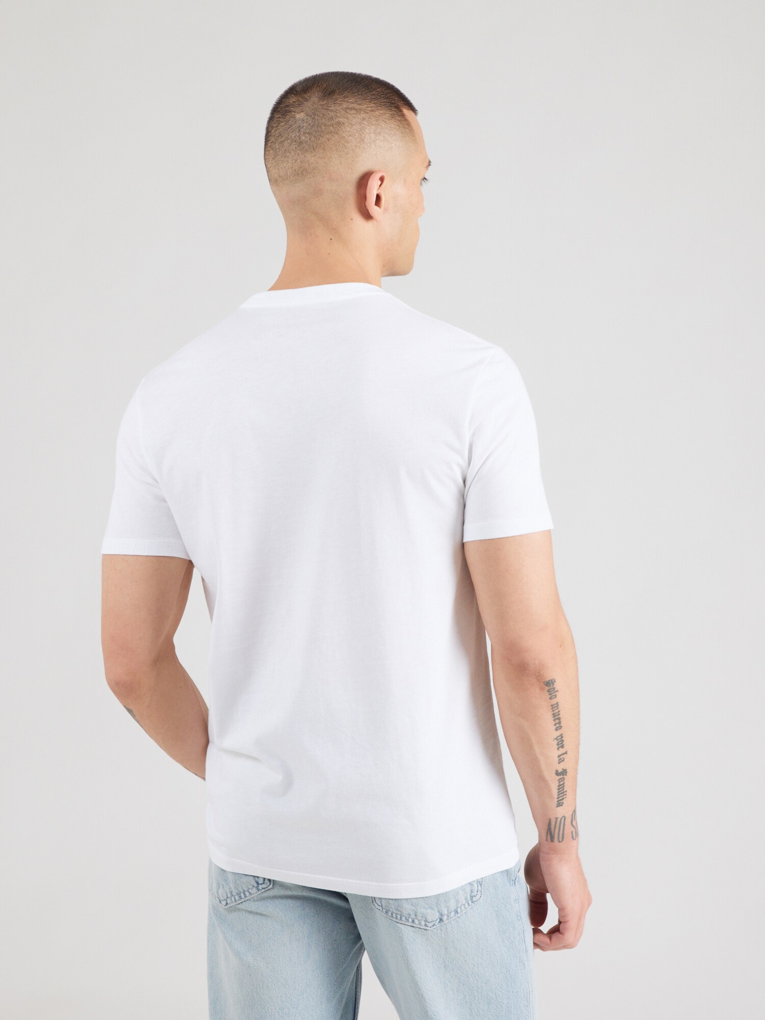 Calvin Klein Jeans Camiseta 'Logo Graphic' negro / blanco – imagen 11