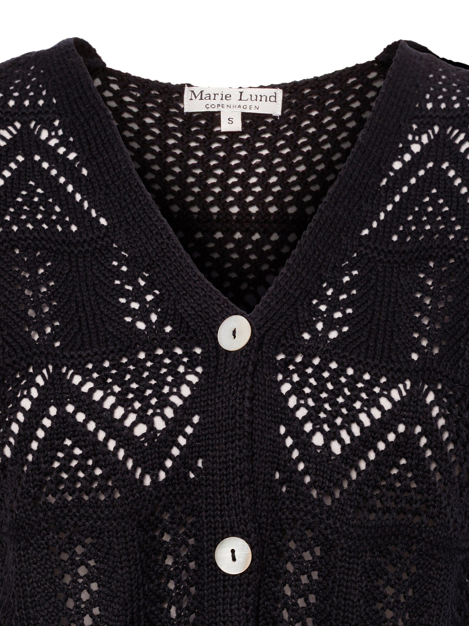 Thumbnail - Marie Lund Strickjacke