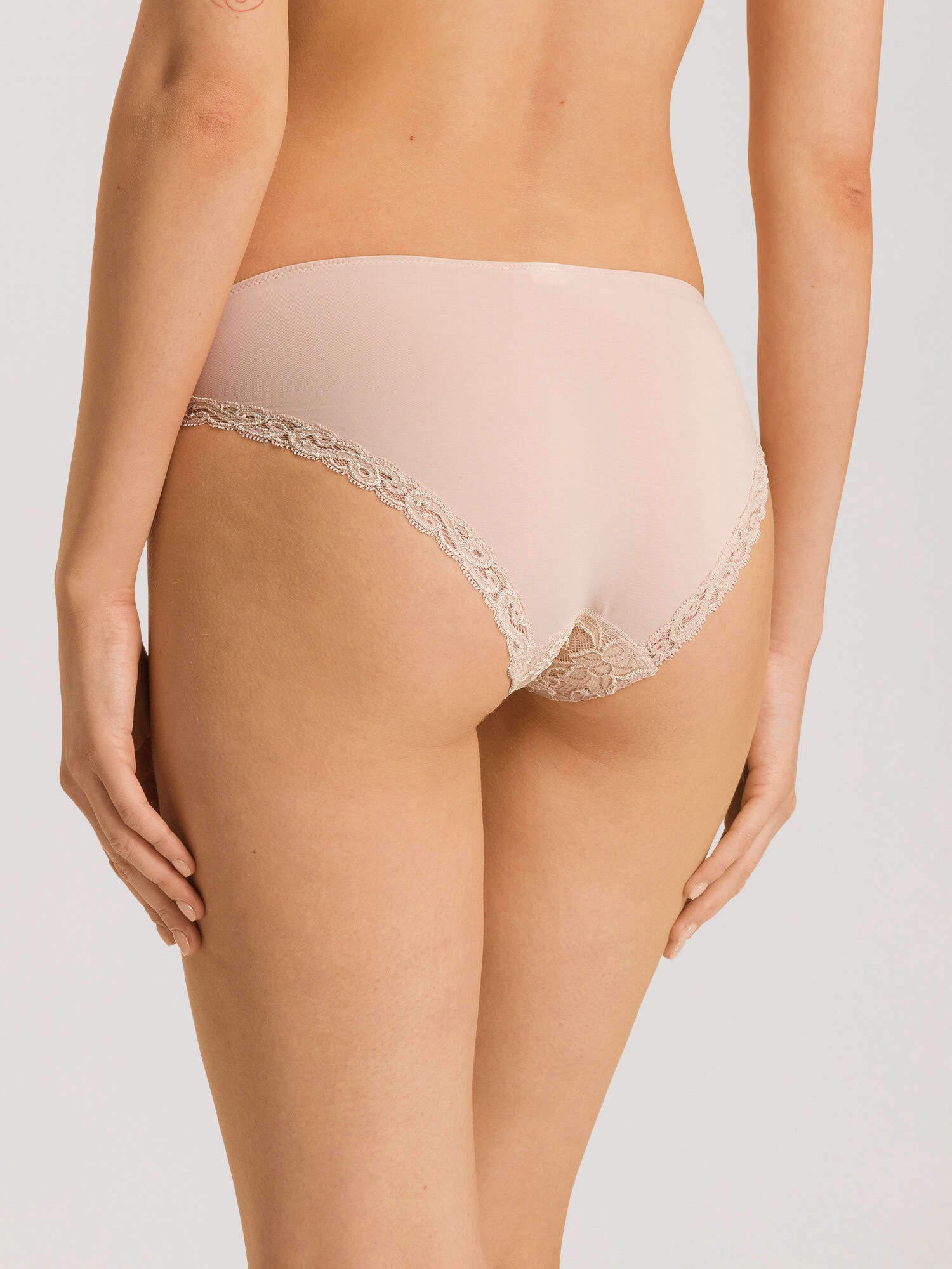 Thumbnail - Hanro Minislip  Moments