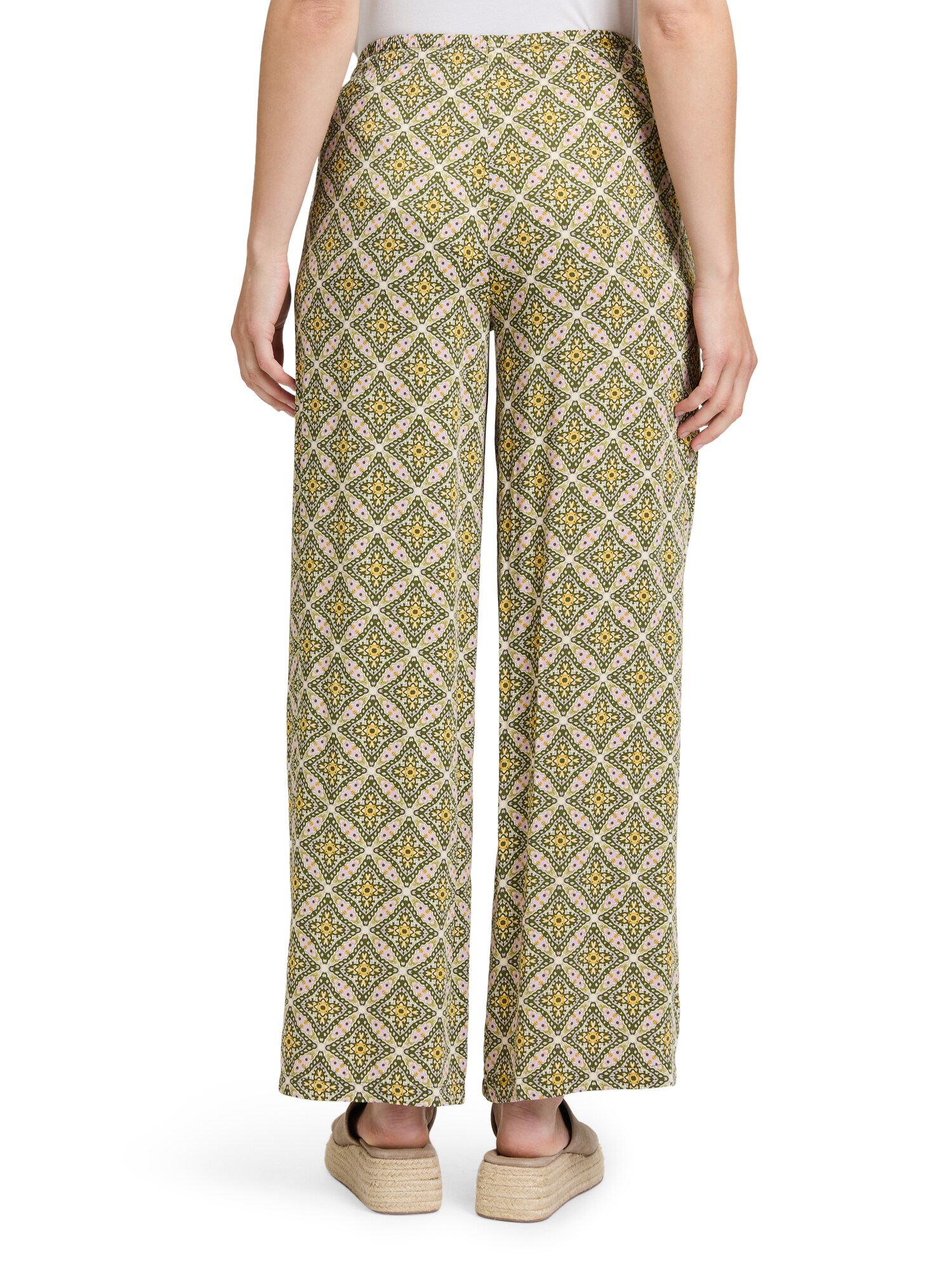 Thumbnail - Cartoon Hose