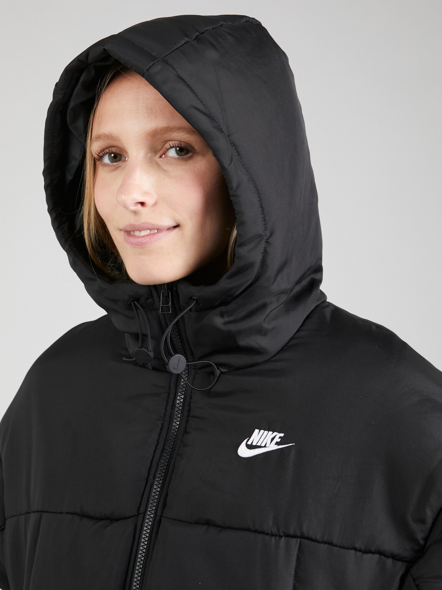Nike Sportswear Zimný kabát čierna / biela (obrázok 5)