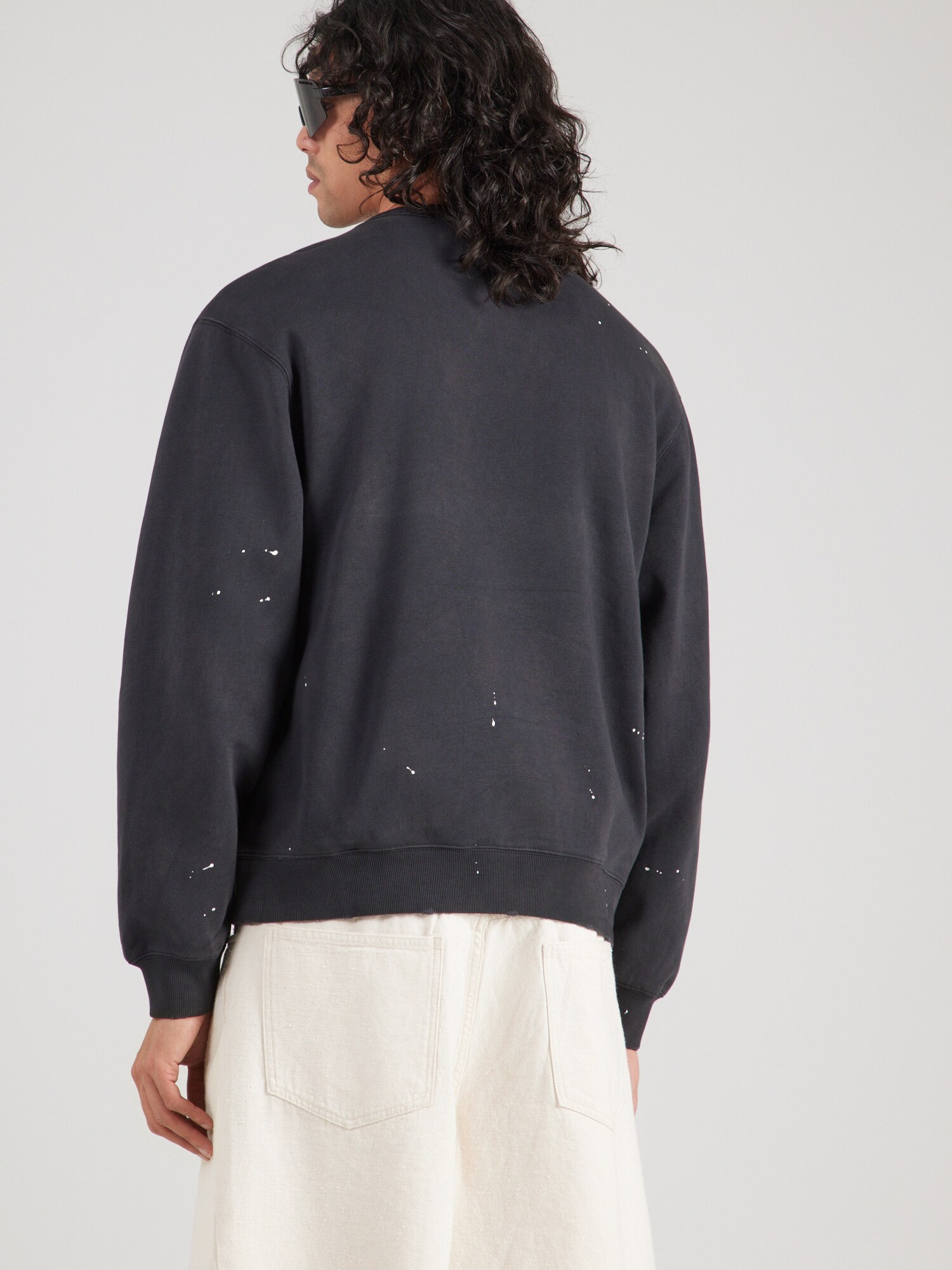 Carhartt WIP Sudadera 'Painter' crema / negro – imagen 3