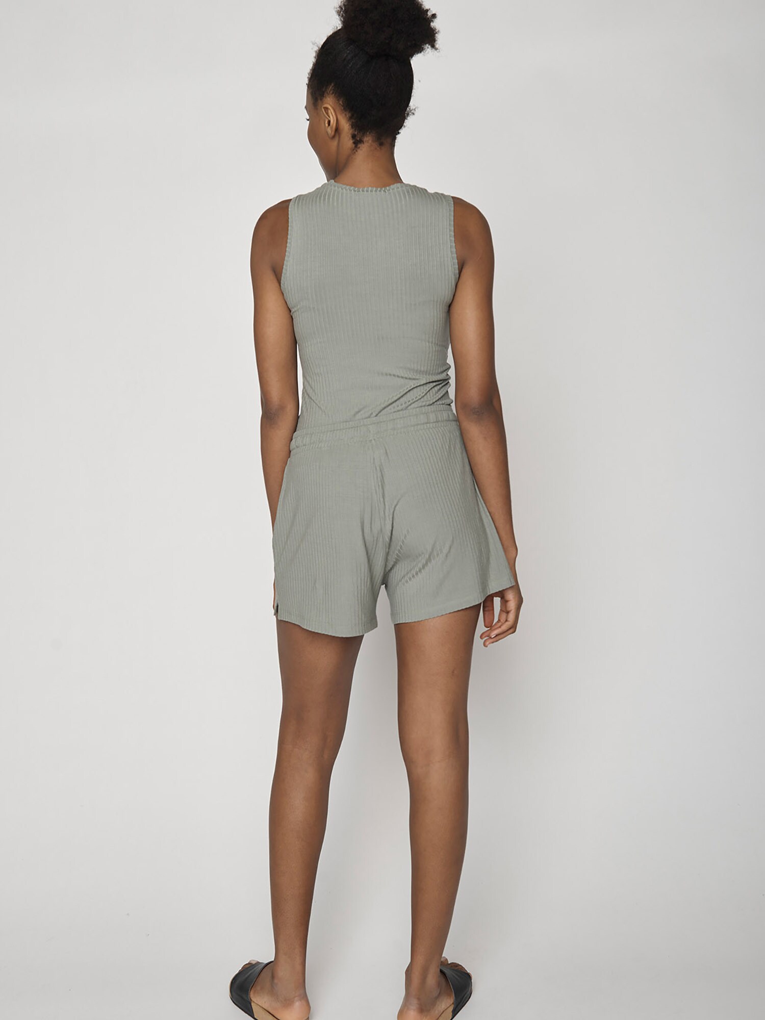 Thumbnail - GREENBOMB Shorts Reign