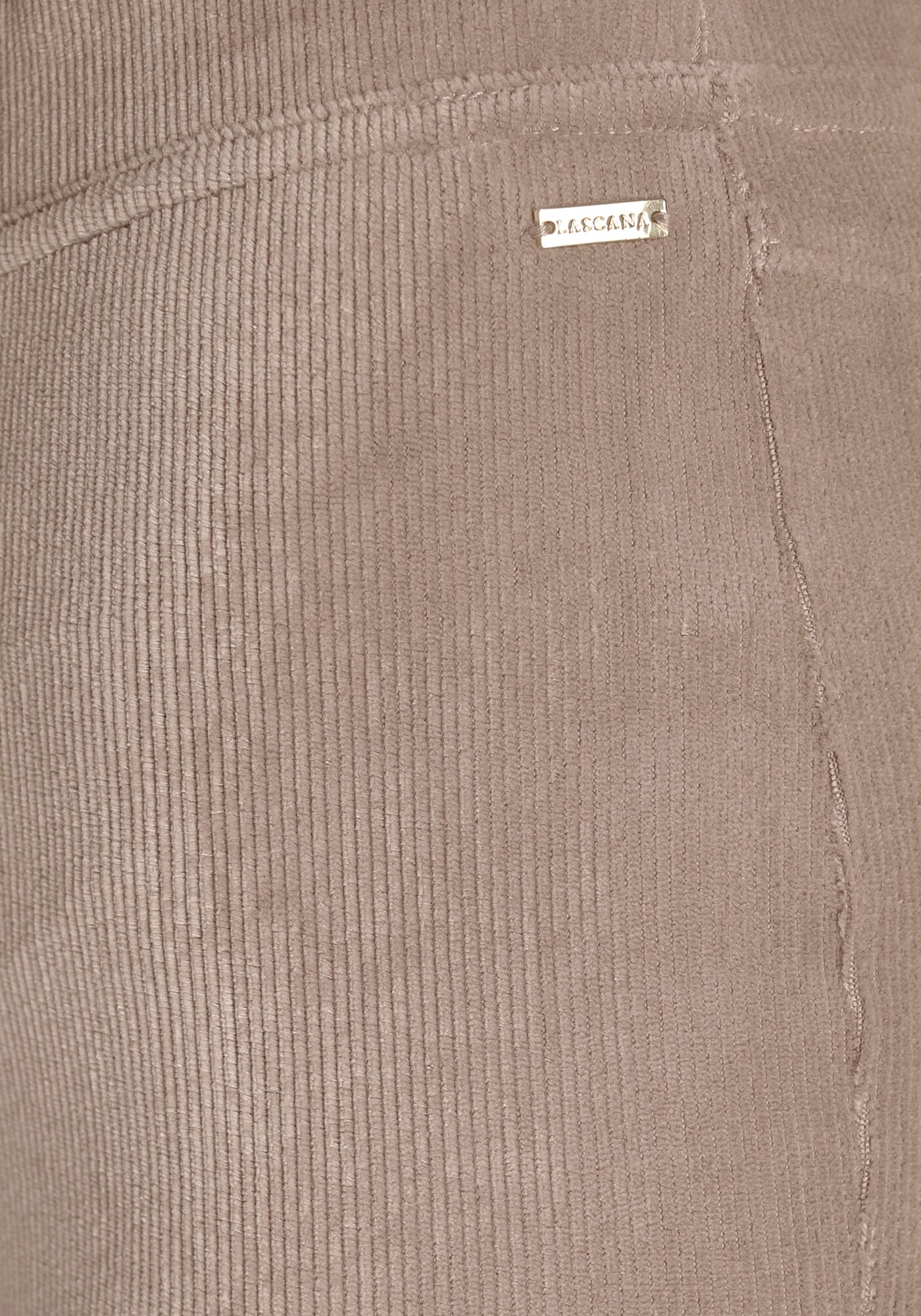 Thumbnail - Hose
