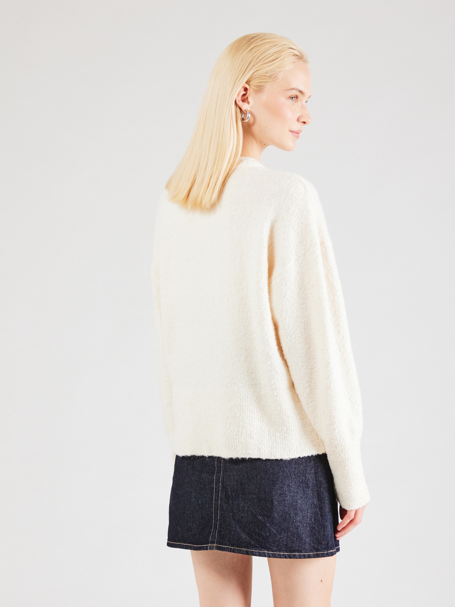 Thumbnail - Sublevel Pullover