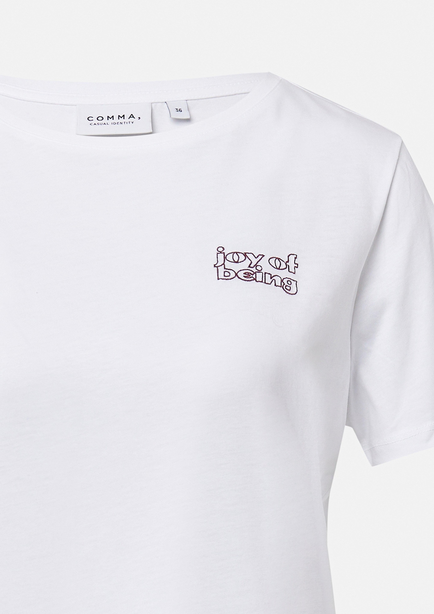 Thumbnail - comma casual identity T-Shirt