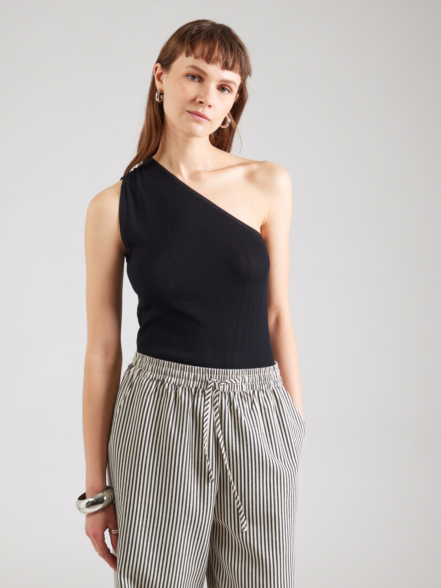Max Mara Leisure Stick felső 'RISORSA'  fekete termék 2. képe