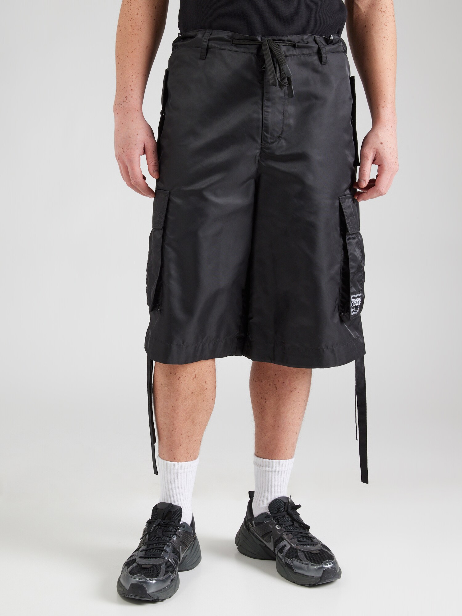 Versace Jeans Couture Cargo nadrágok  fekete termék 2. képe