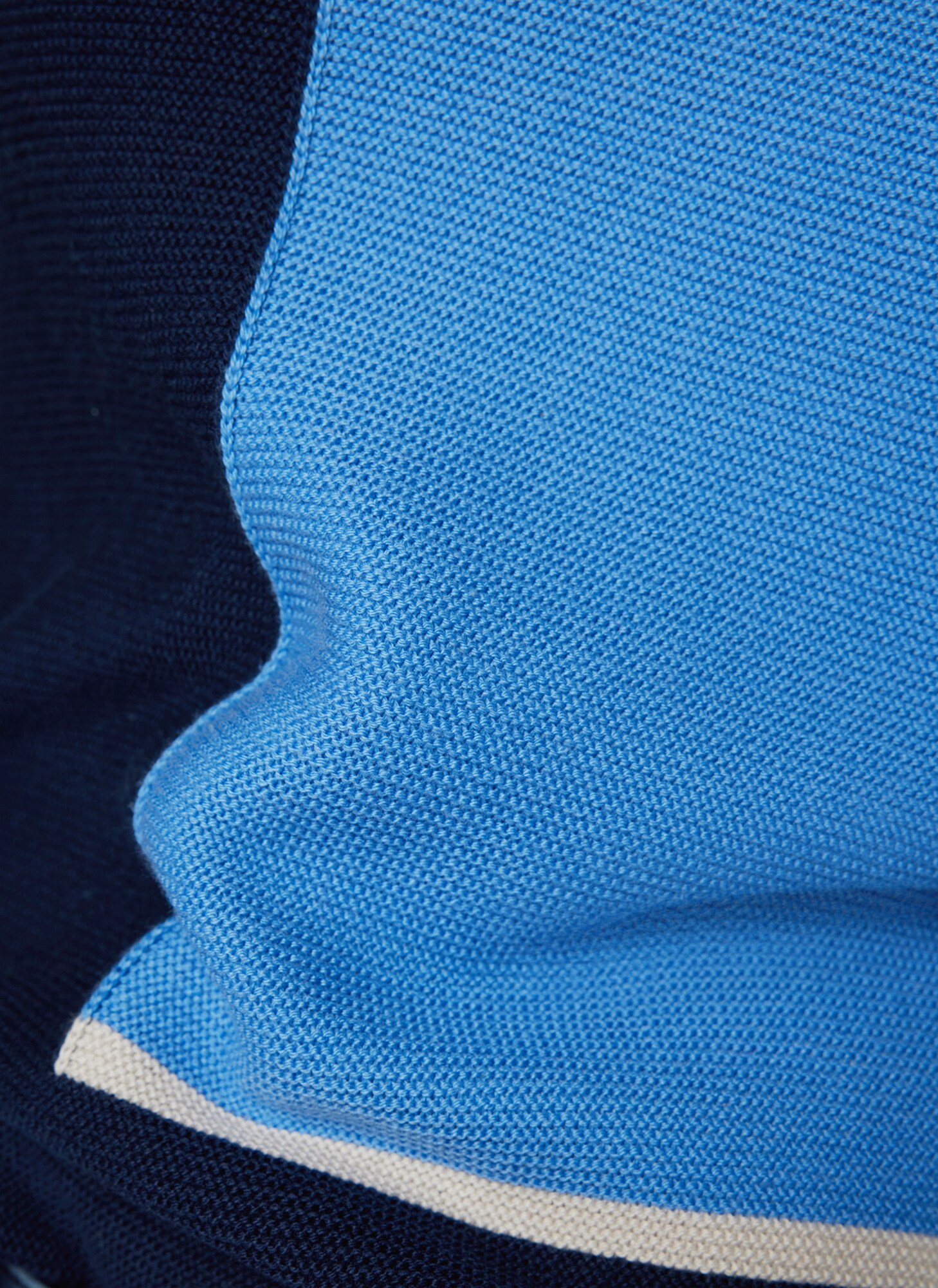 Thumbnail - Rabe Pullover