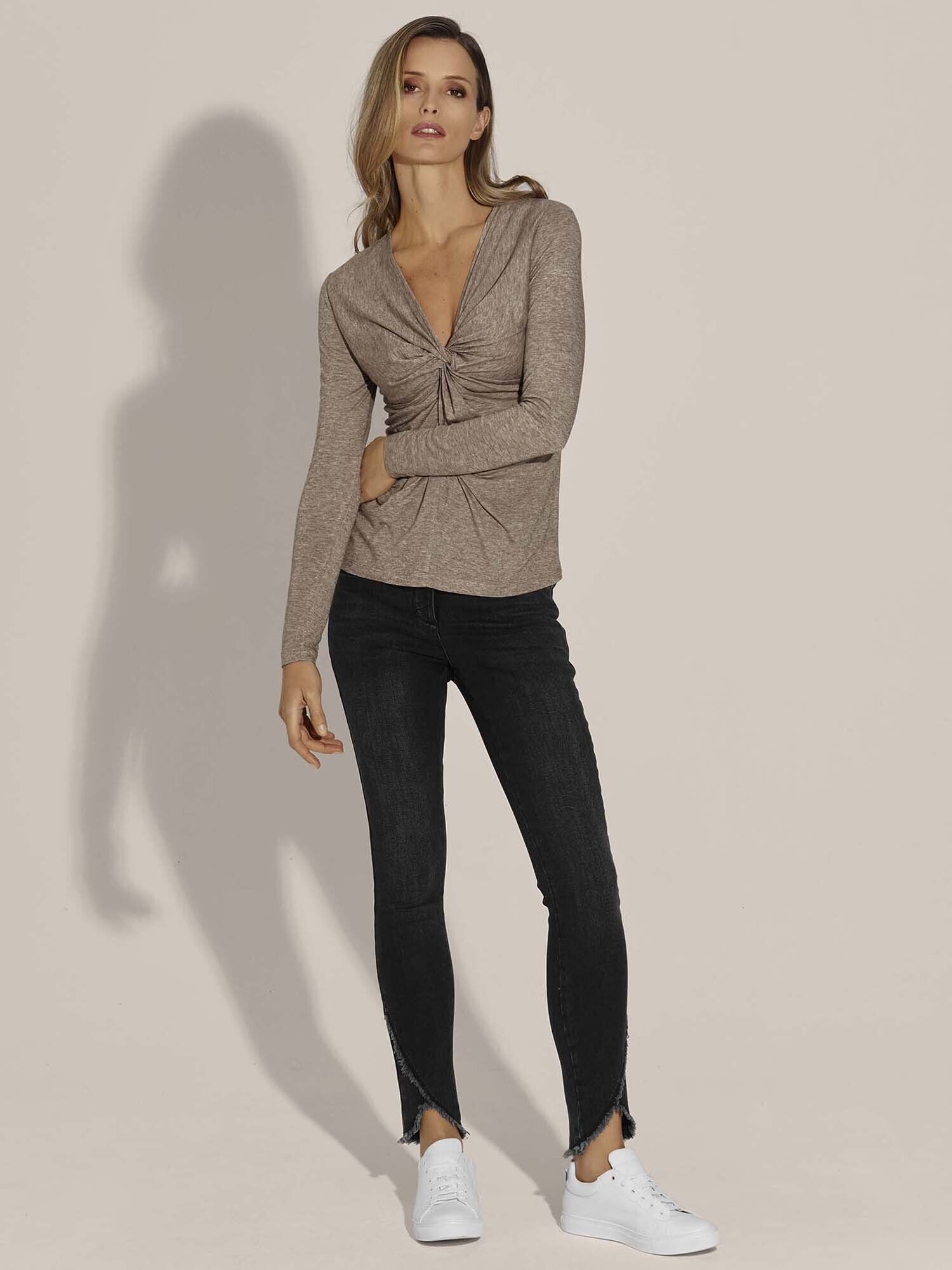 Thumbnail - MADELEINE Shirt