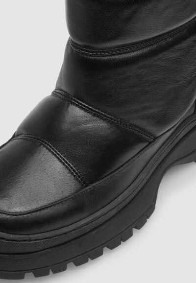 Pandora Black Leather Boots