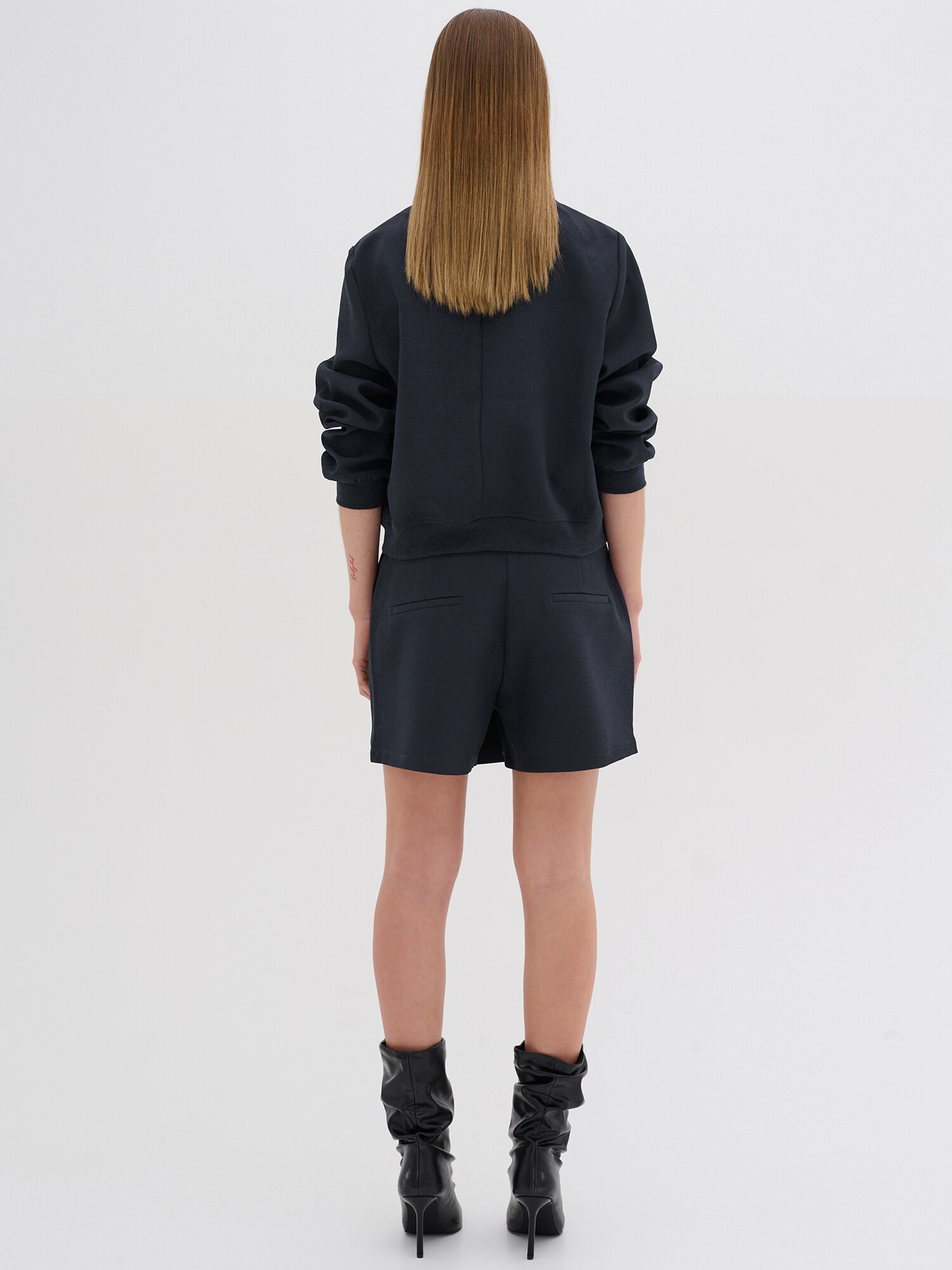 Thumbnail - Shorts 'Megan'