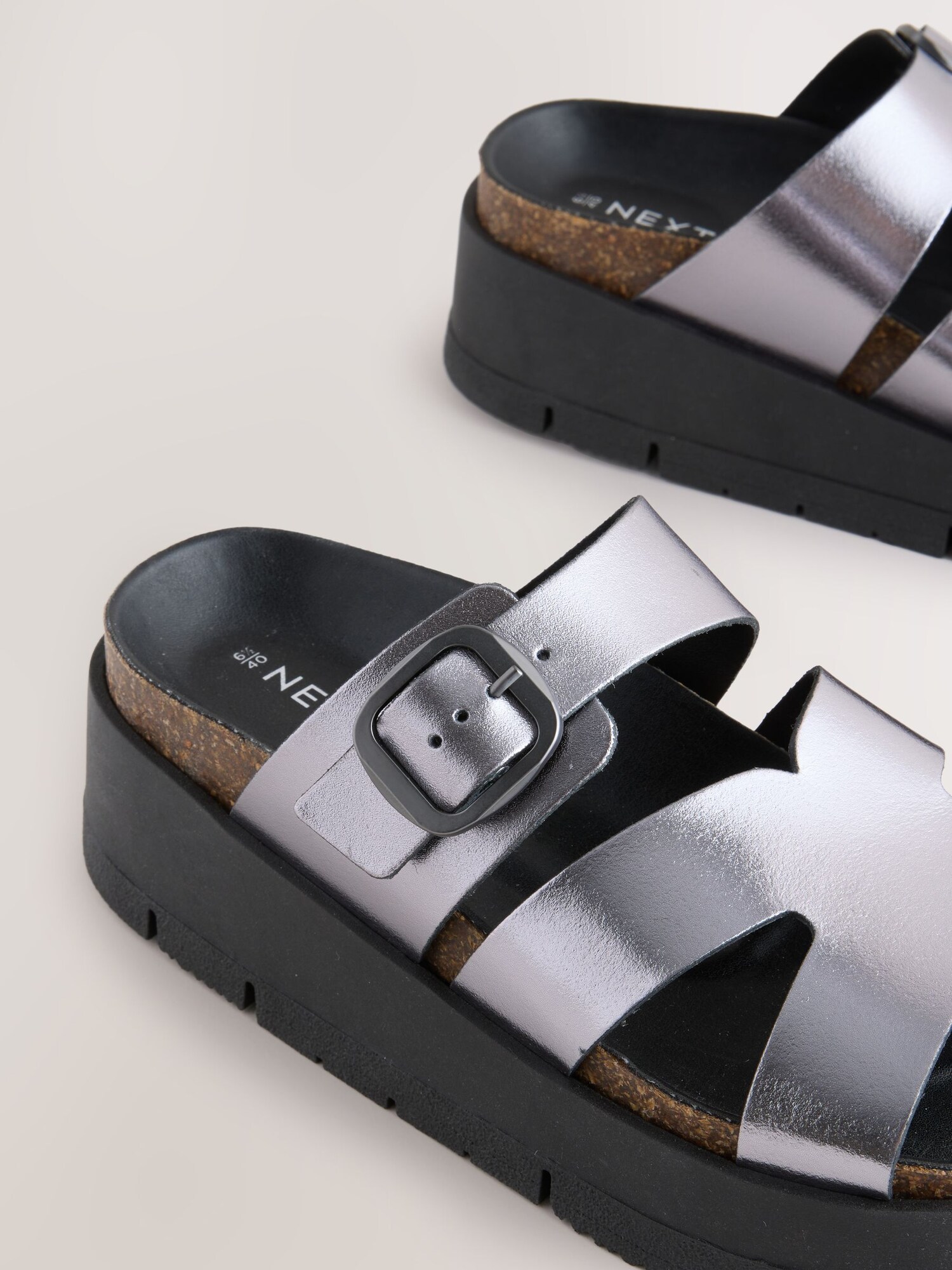 Thumbnail - Next Pantolette