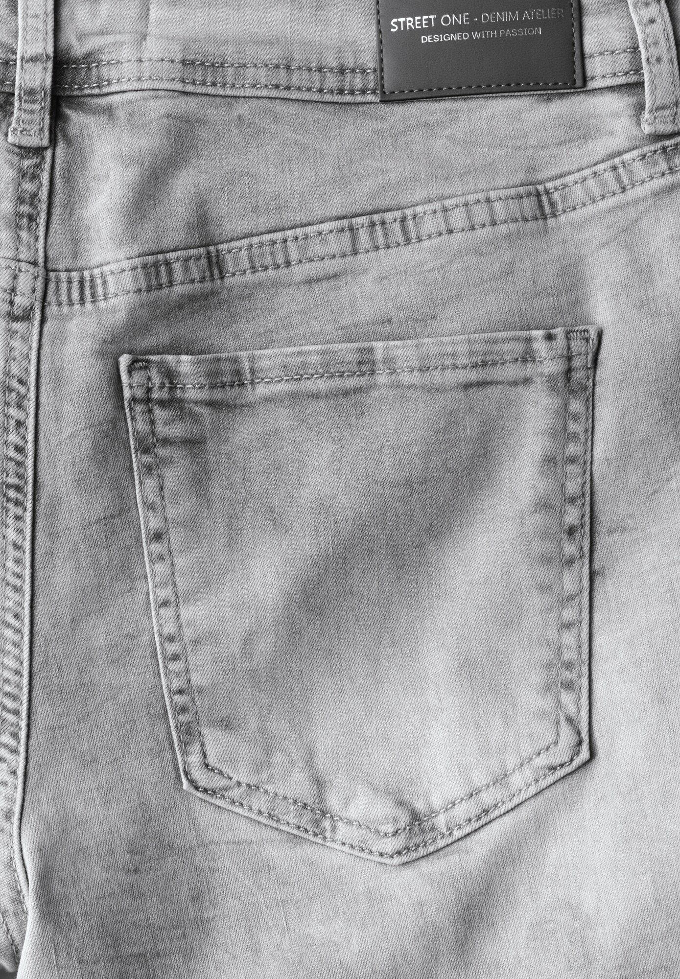 Thumbnail - Jeans