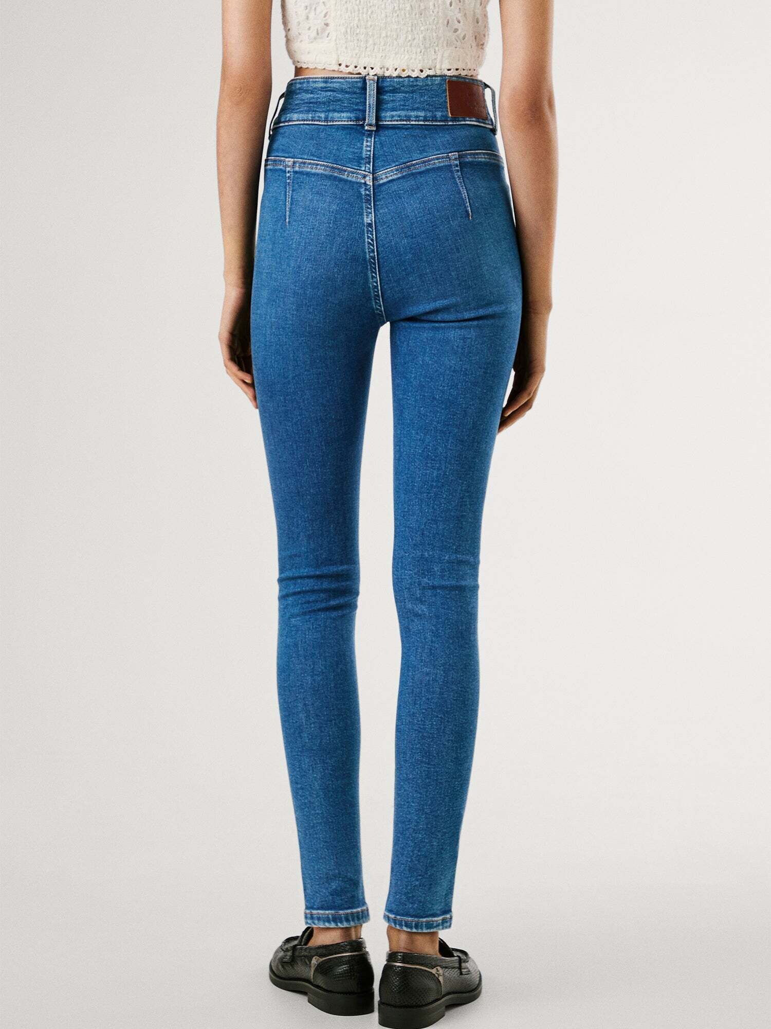Thumbnail - Jeans