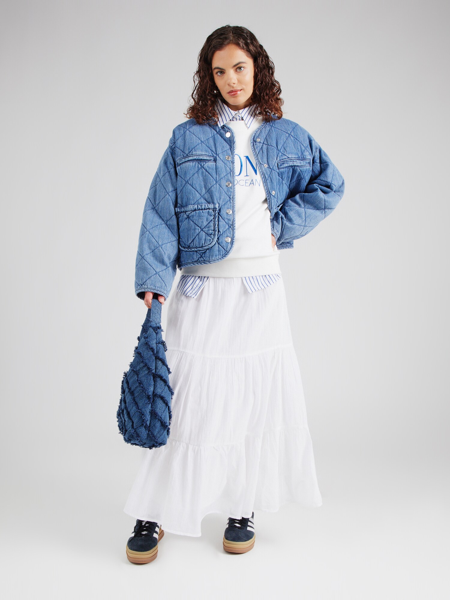 Thumbnail - Gina Tricot Sweatshirt