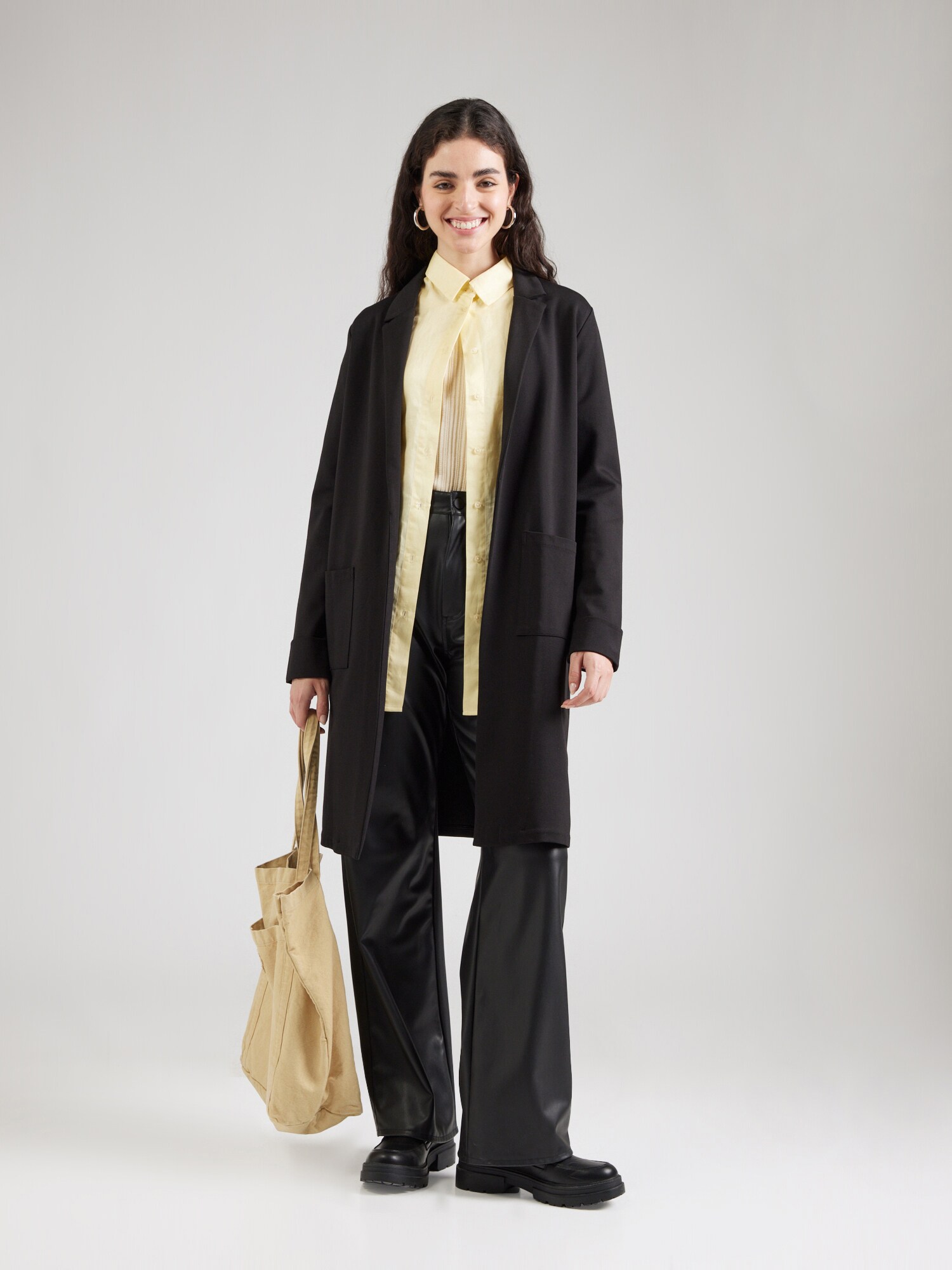 Thumbnail - PIECES Mantel PCHOPE