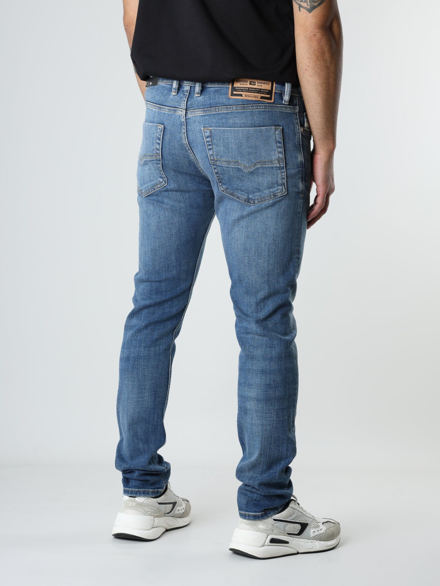 DIESEL Vaquero 'TEPPHAR-X'  azul denim – imagen 4