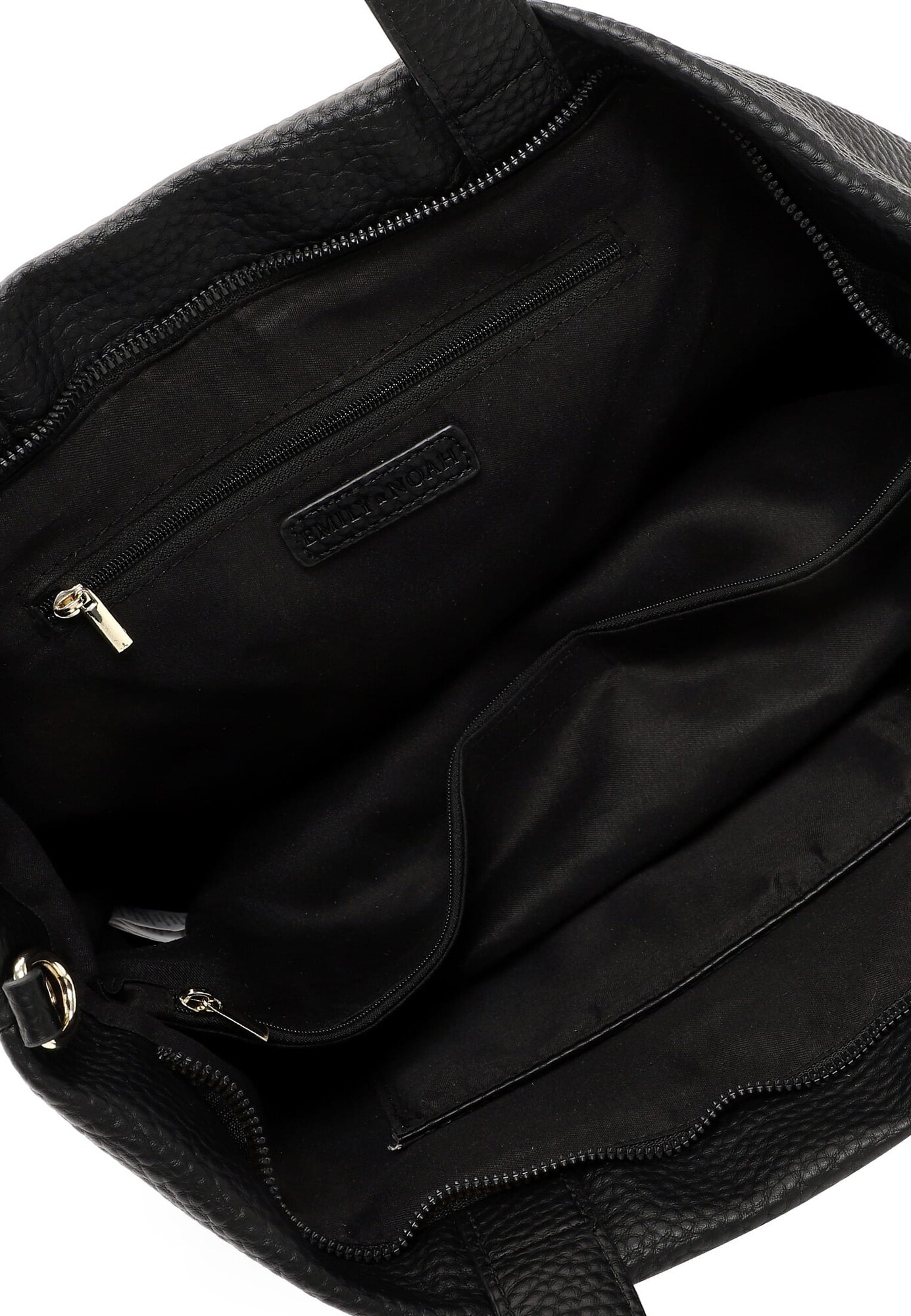 Thumbnail - Emily & Noah Shopper E&N Heidi