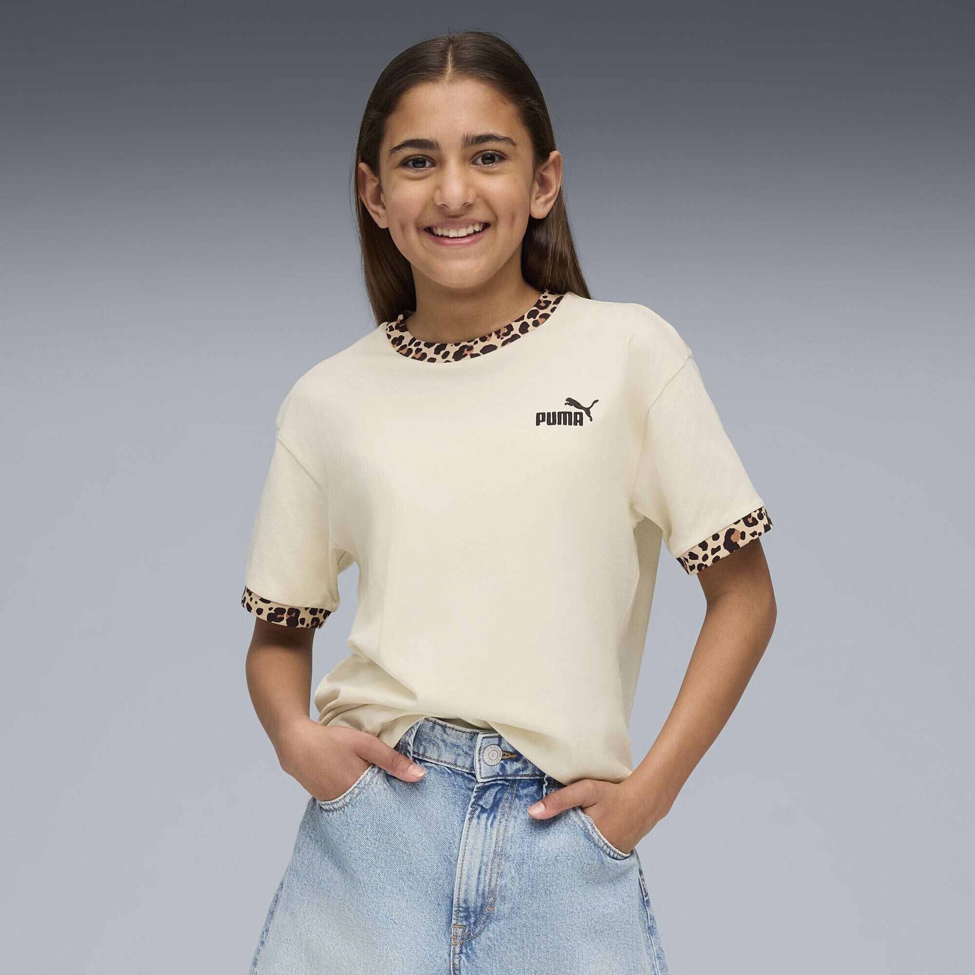 Thumbnail - T-Shirt 'Essentials'