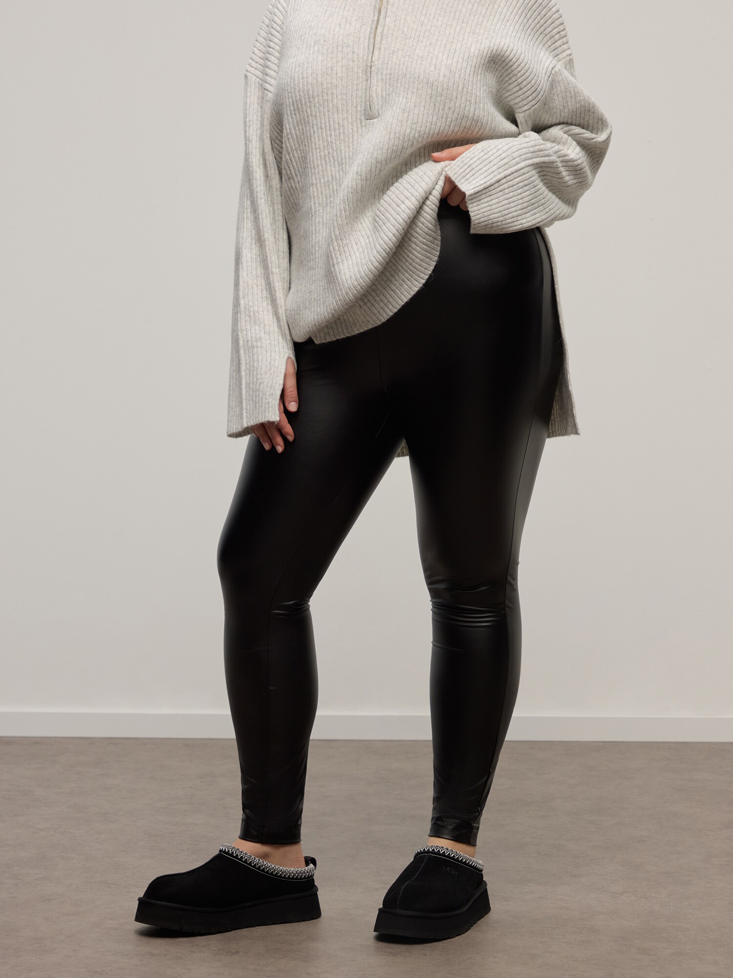 CITA MAASS Leggings  fekete termék 2. képe