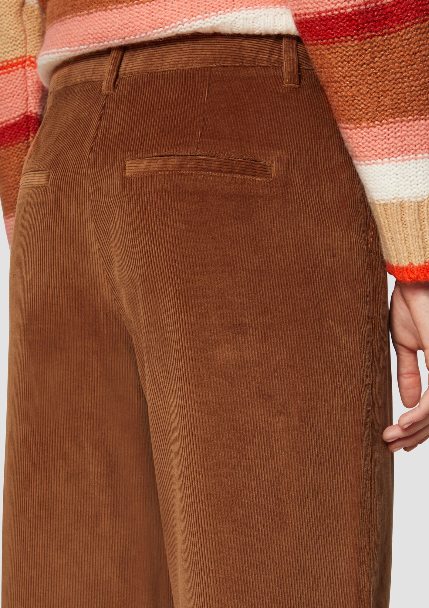 Thumbnail - Hose