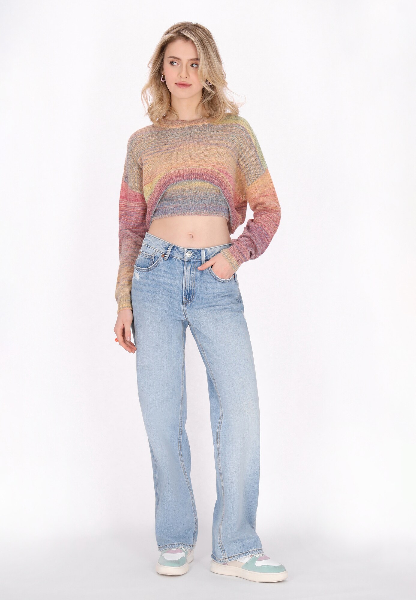 Thumbnail - MYMO Pullover