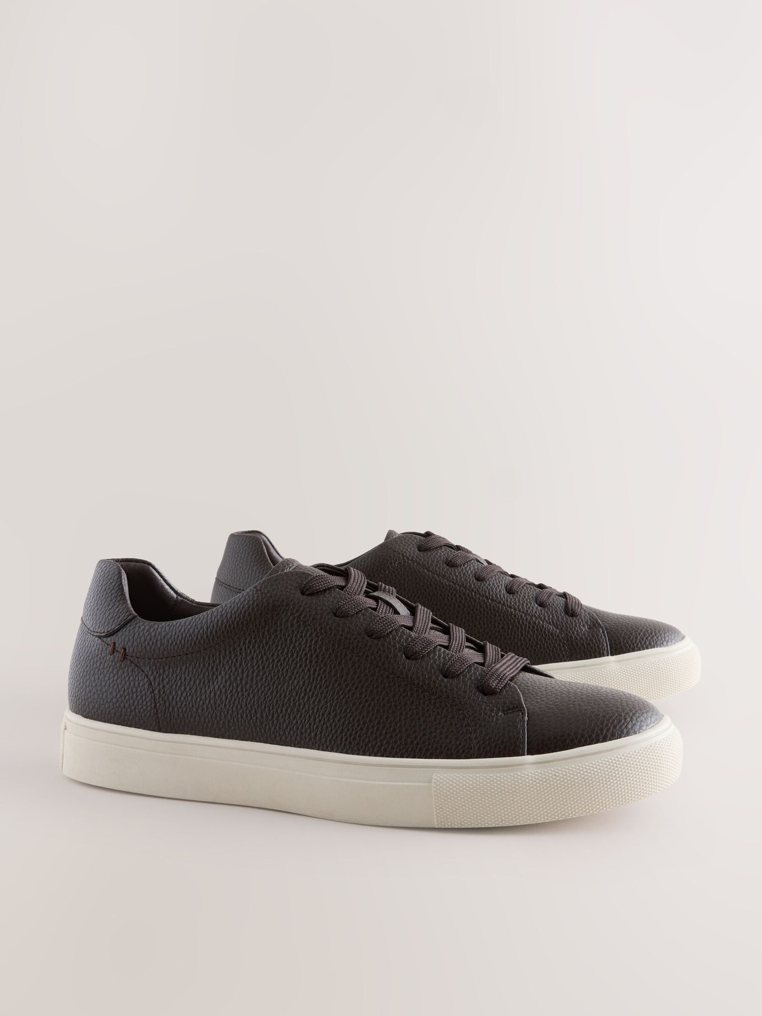 Thumbnail - Sneaker