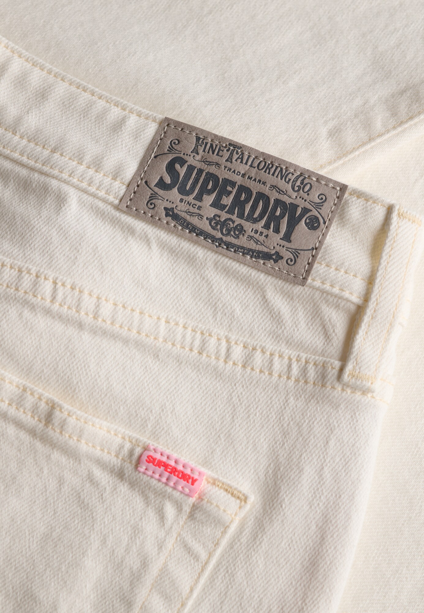 Thumbnail - Jeans