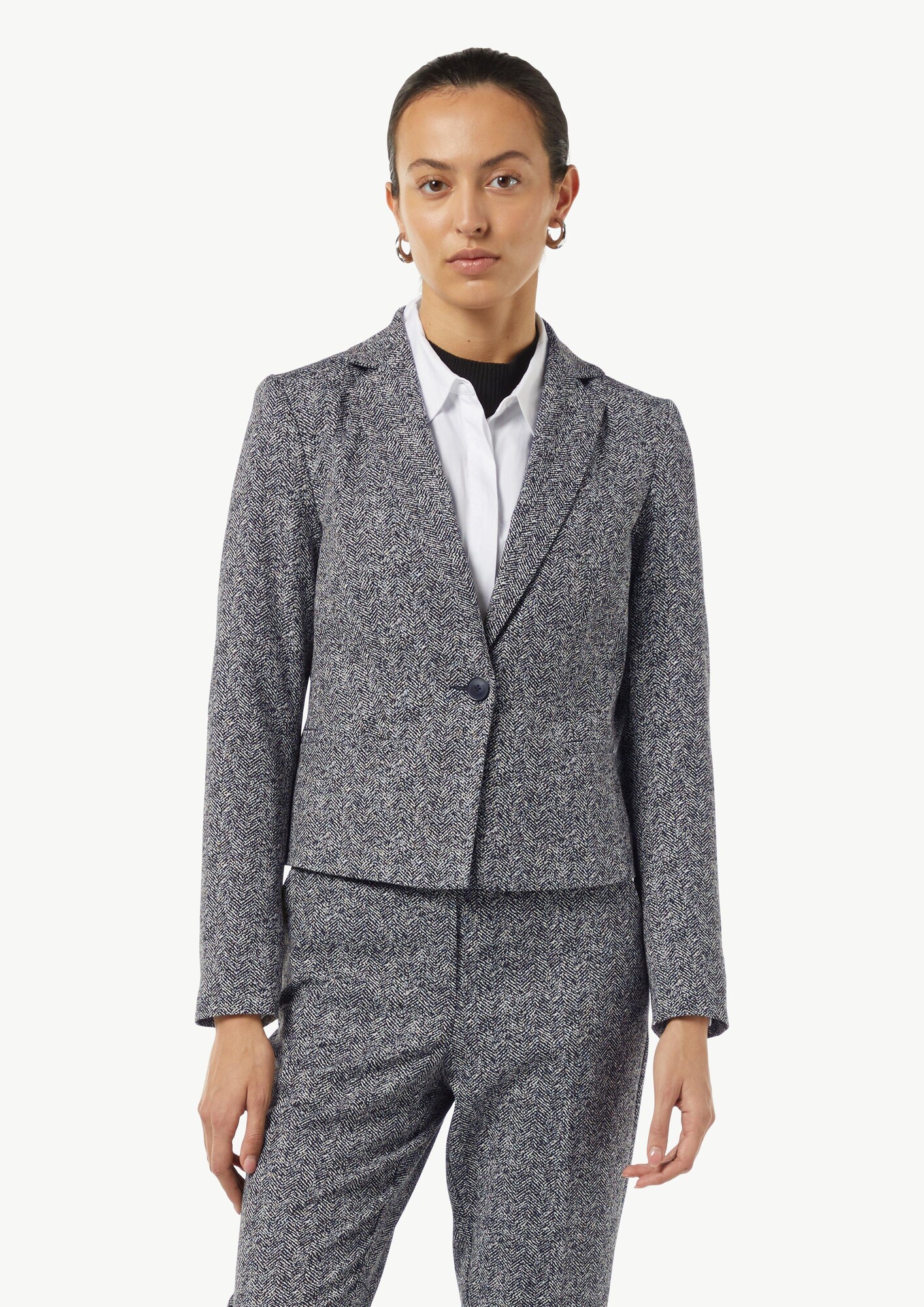 Thumbnail - Blazer