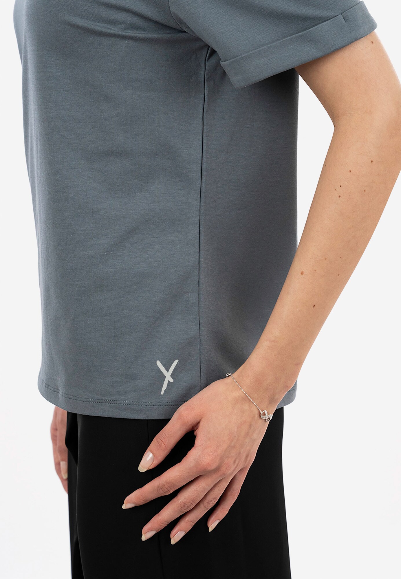 Thumbnail - Suri Frey T-Shirt SFY Freyday