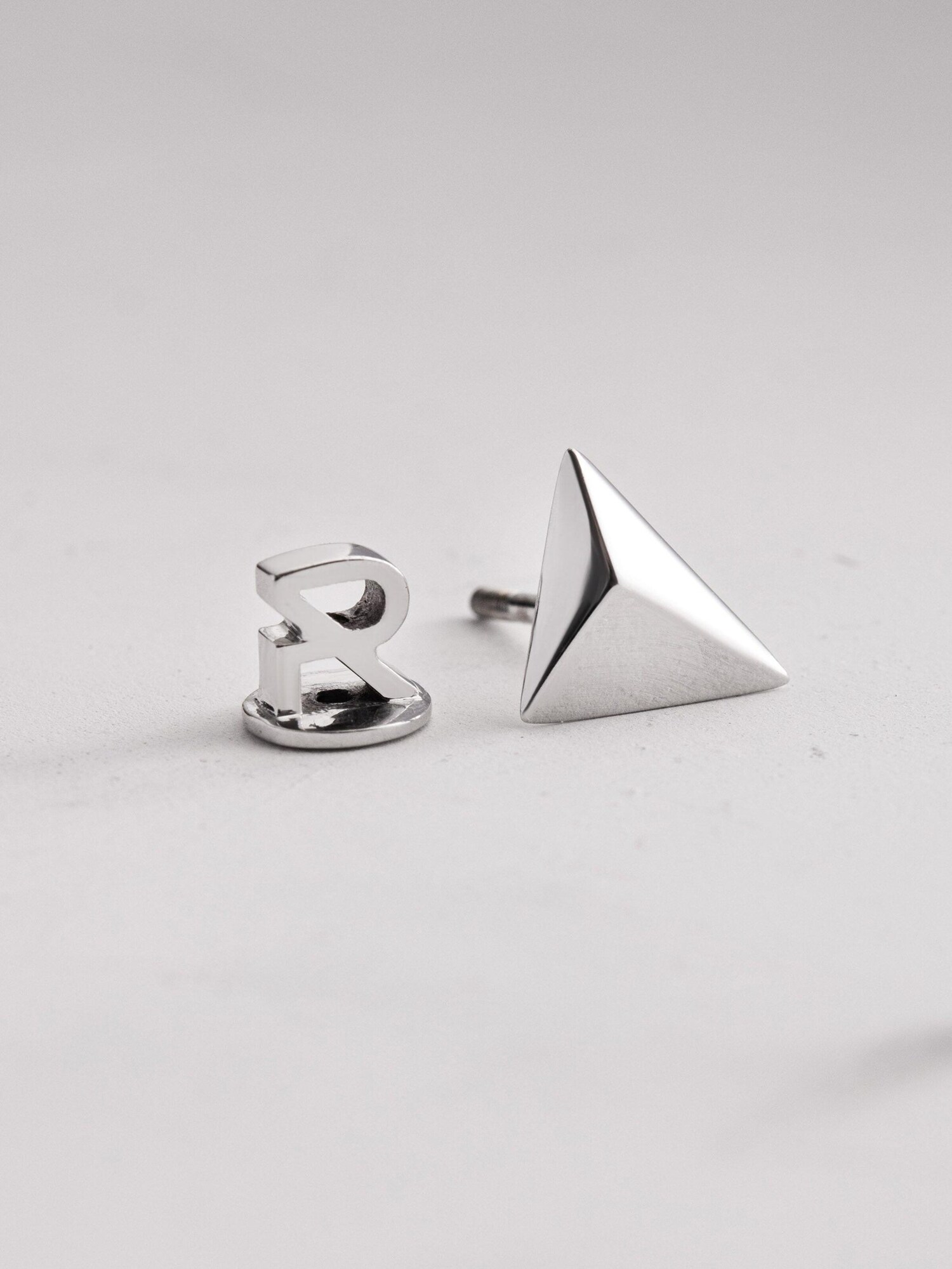 REYTEL Orecchino 'PYRAMID'  argento