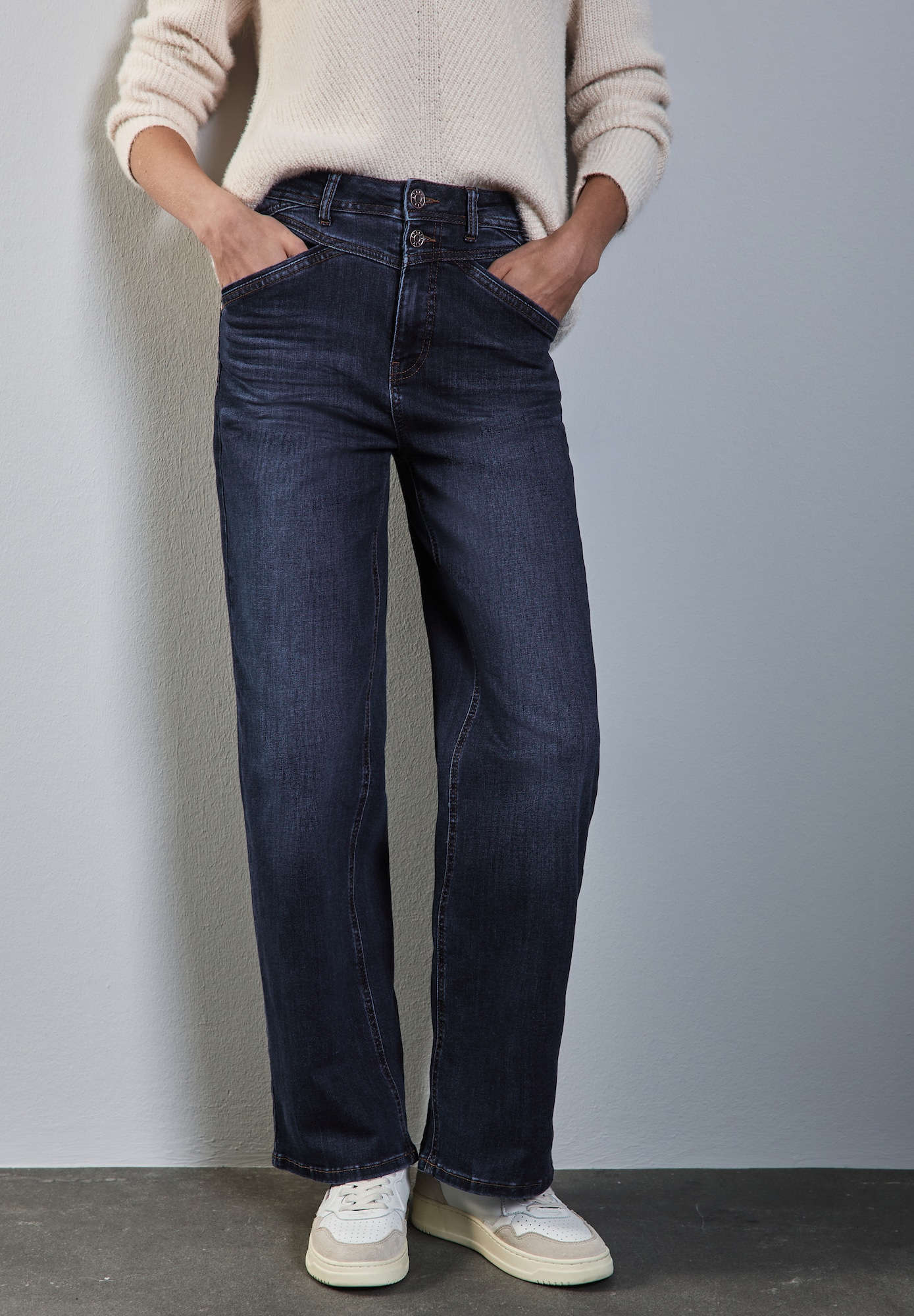 Thumbnail - Jeans