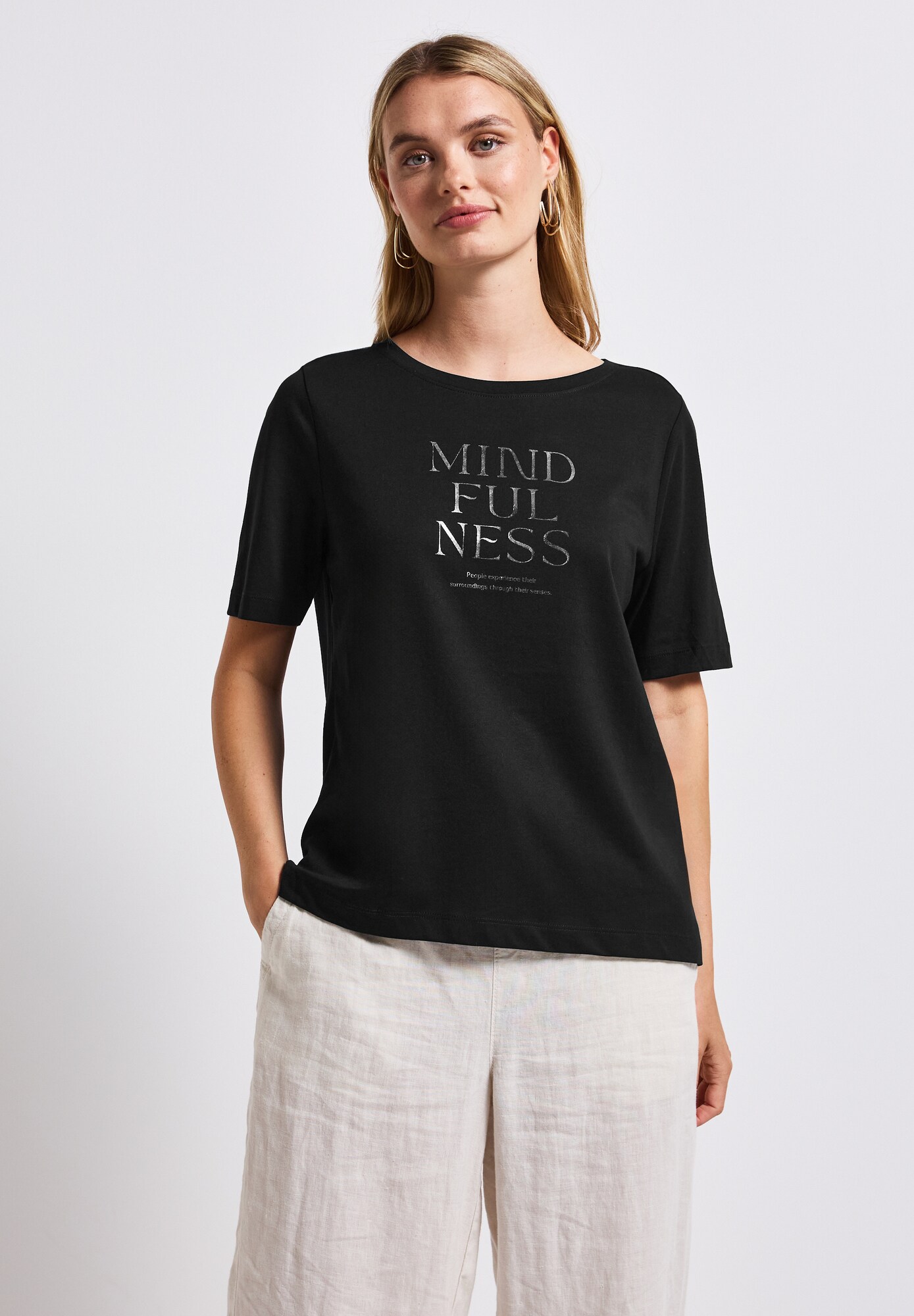 Thumbnail - T-Shirt
