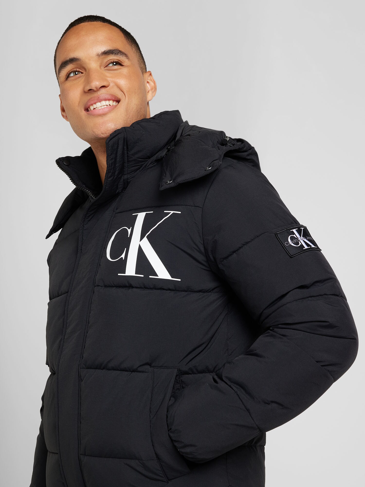 Calvin Klein Jeans Téli dzseki 'Essentials'  fekete / fehér termék 2. képe