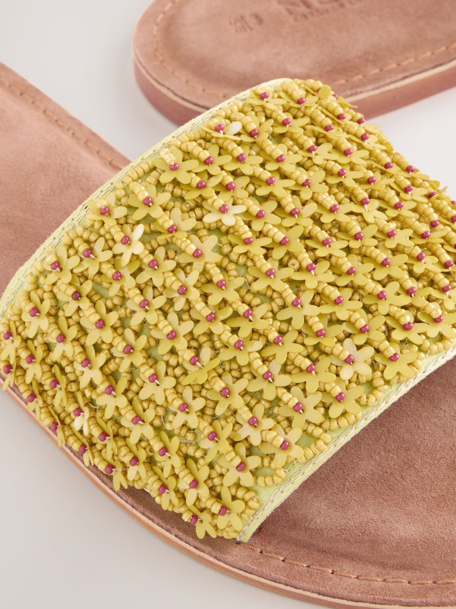 Thumbnail - Next Pantolette