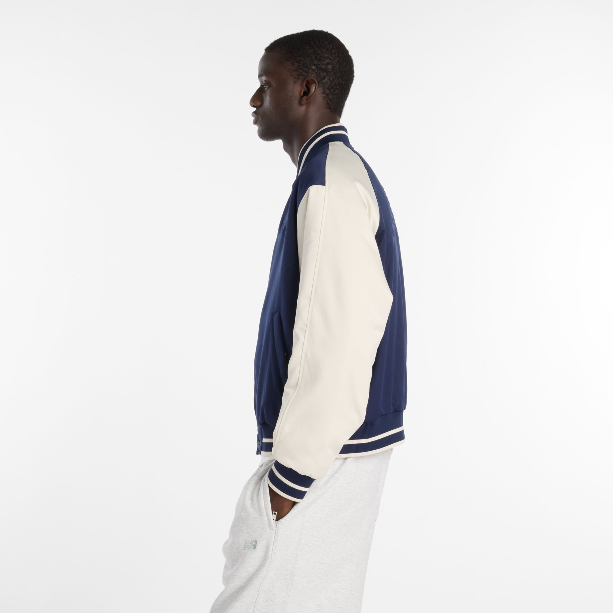 New balance Chaqueta de entretiempo 'Athletics Varsity' navy / blanco – imagen 2
