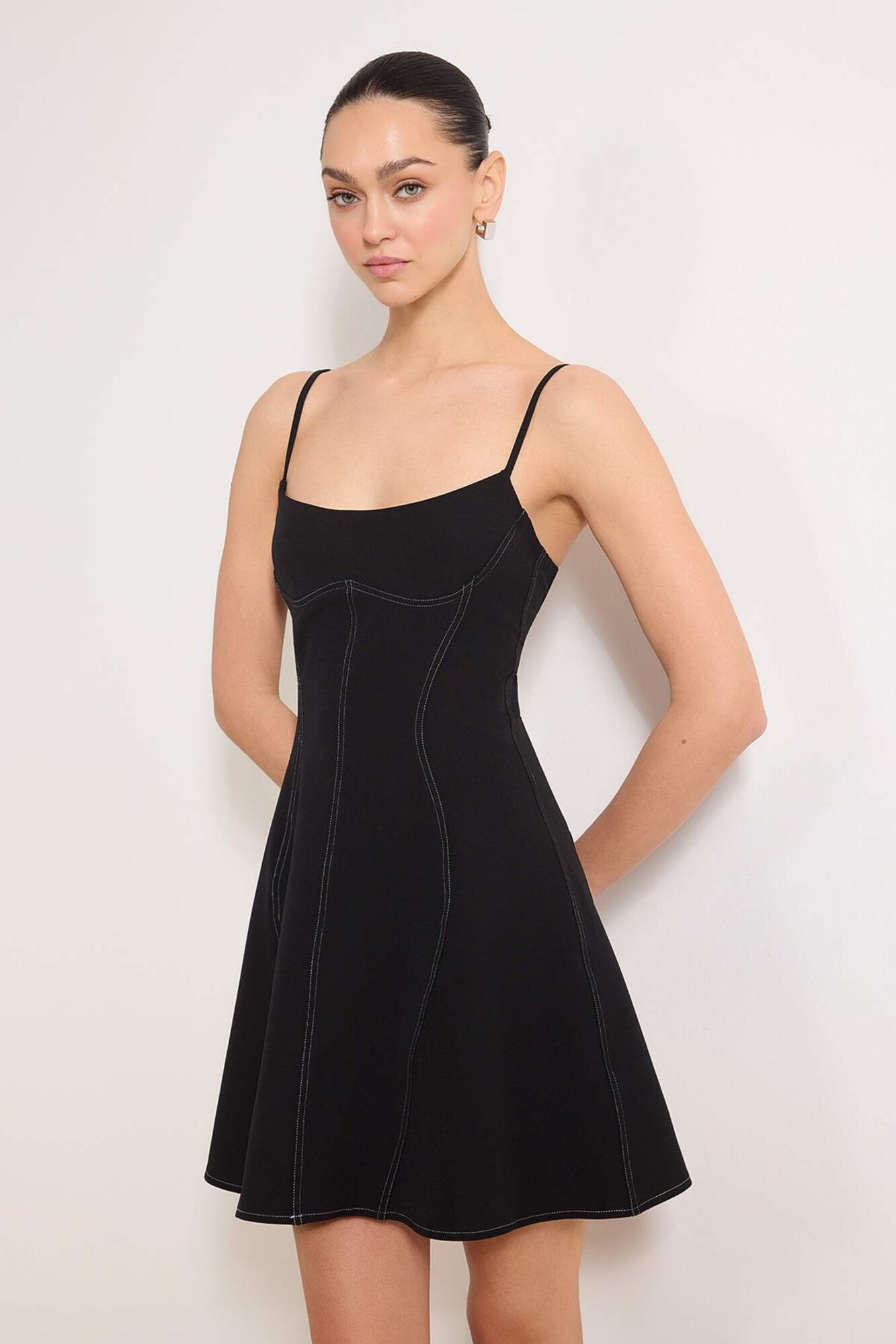 Trendyol Šaty  čierna